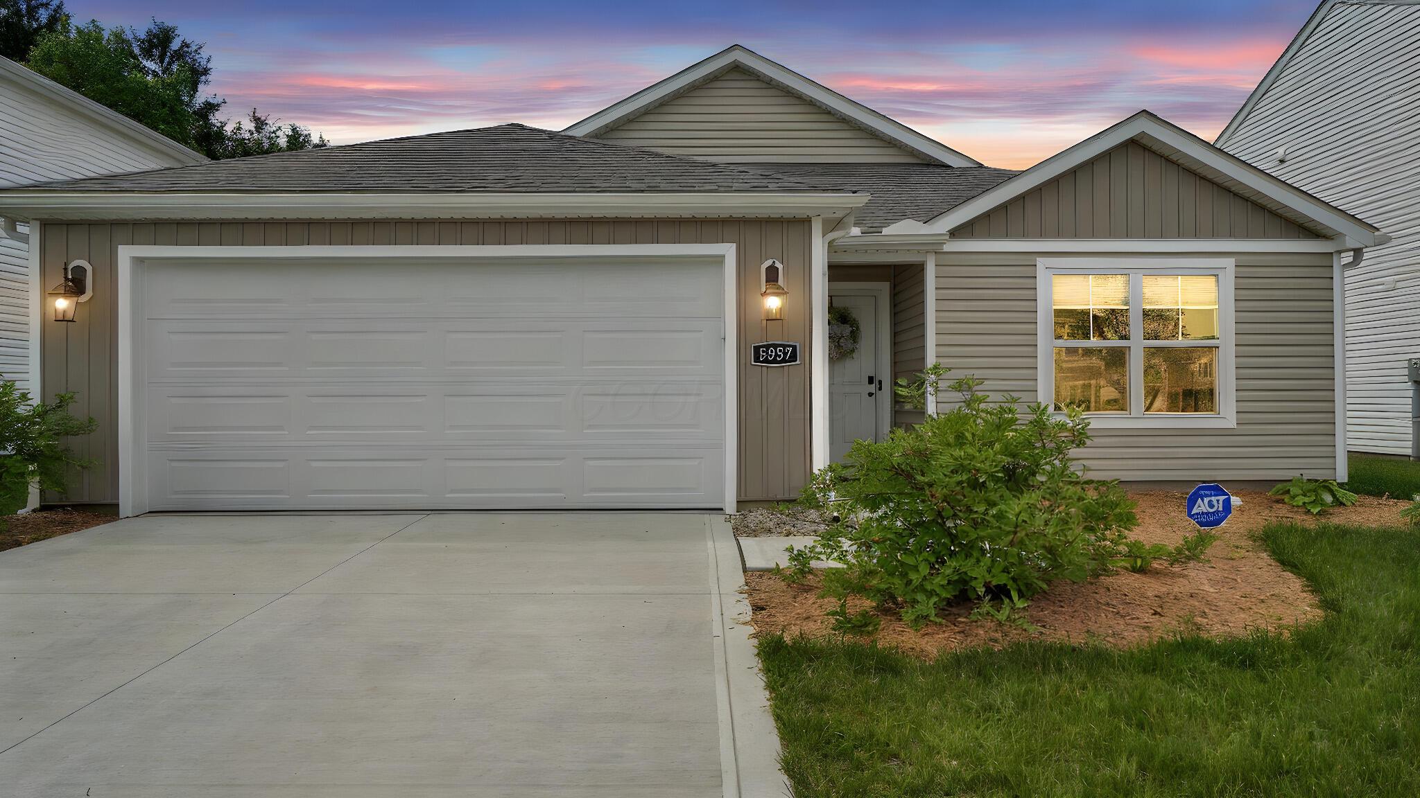 5957 Hollett Drive S Property Photo 1
