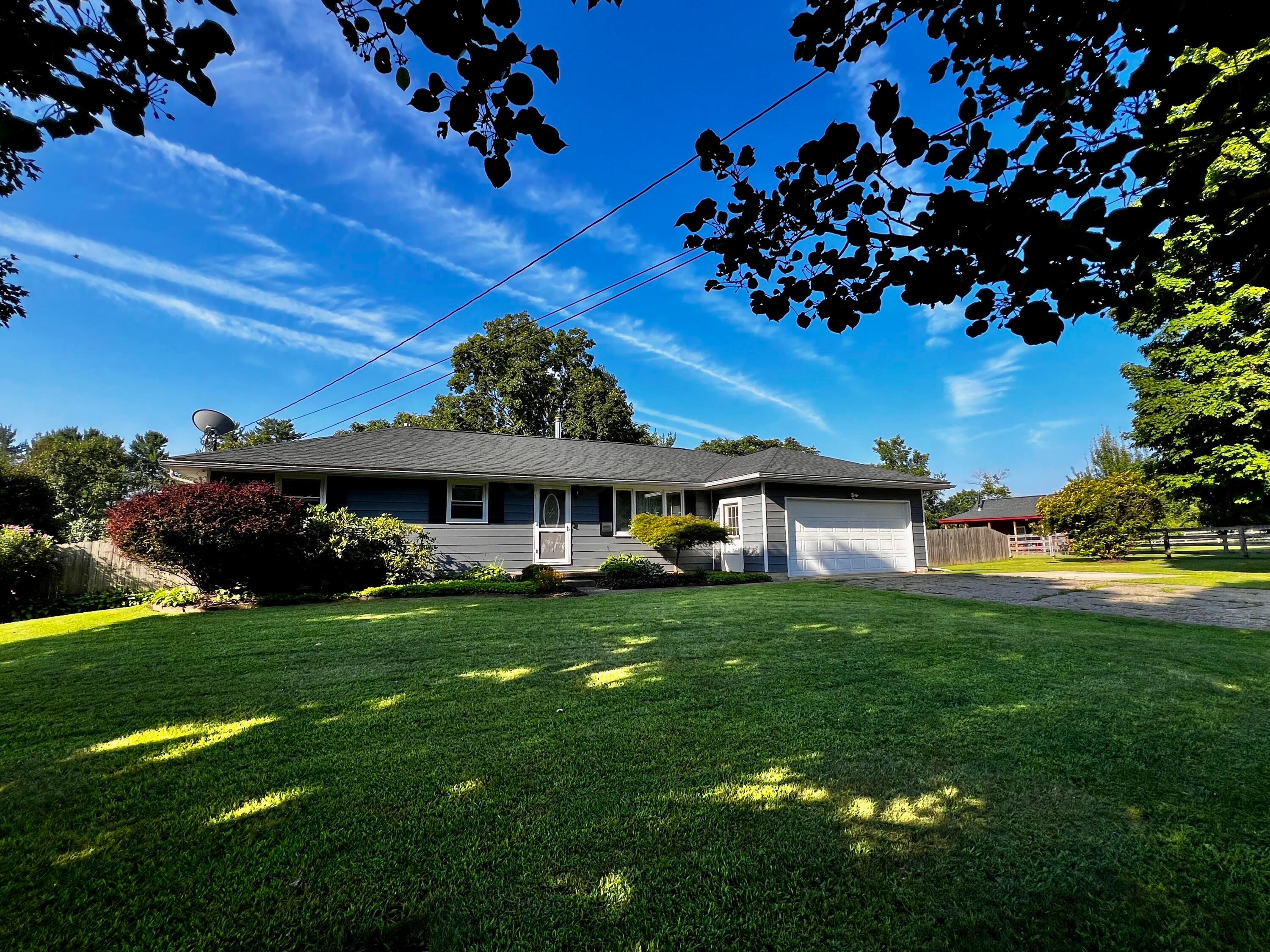 18396 Hall Drive Property Photo 1