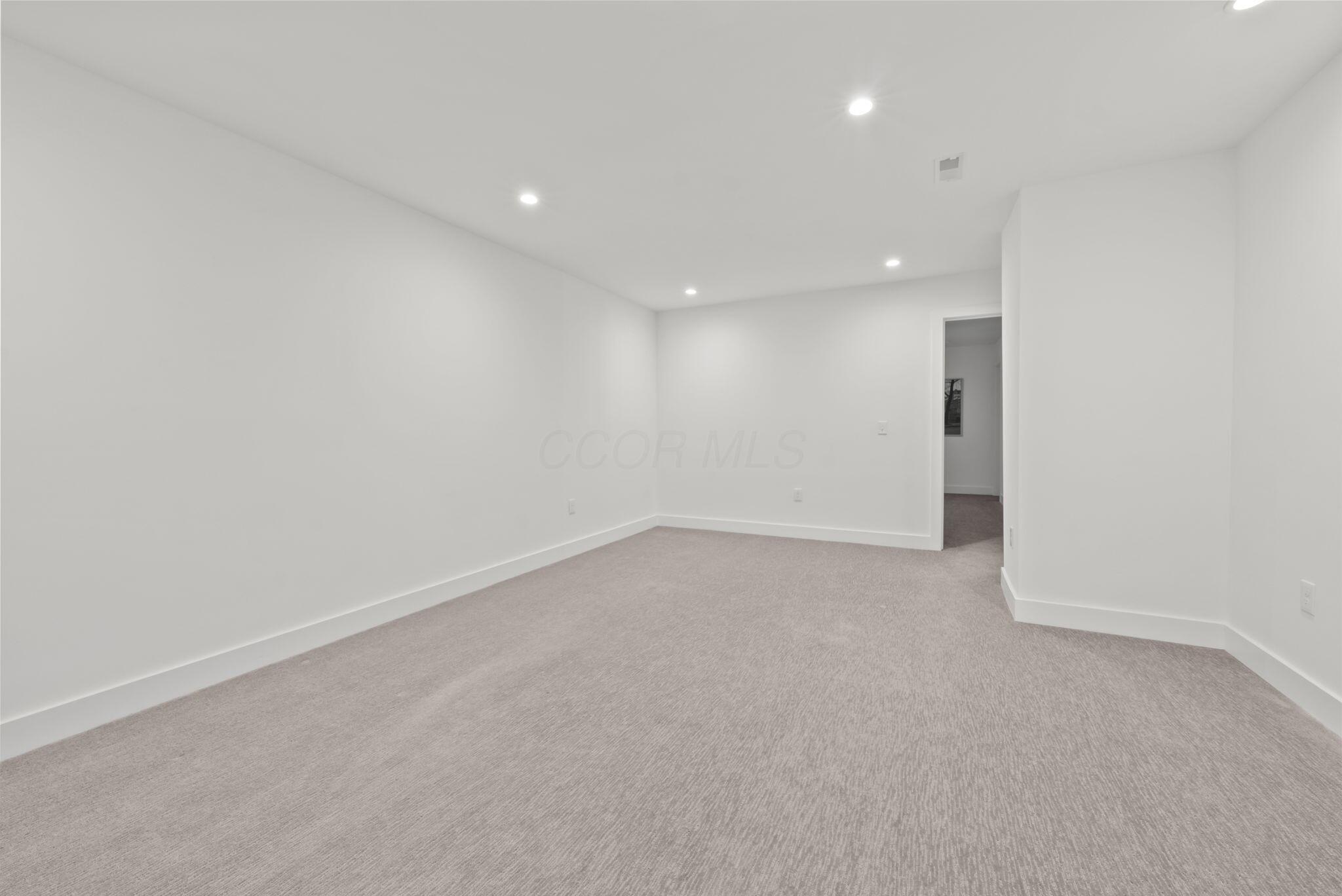 318 Cornelius Street, 6 Property Photo 50