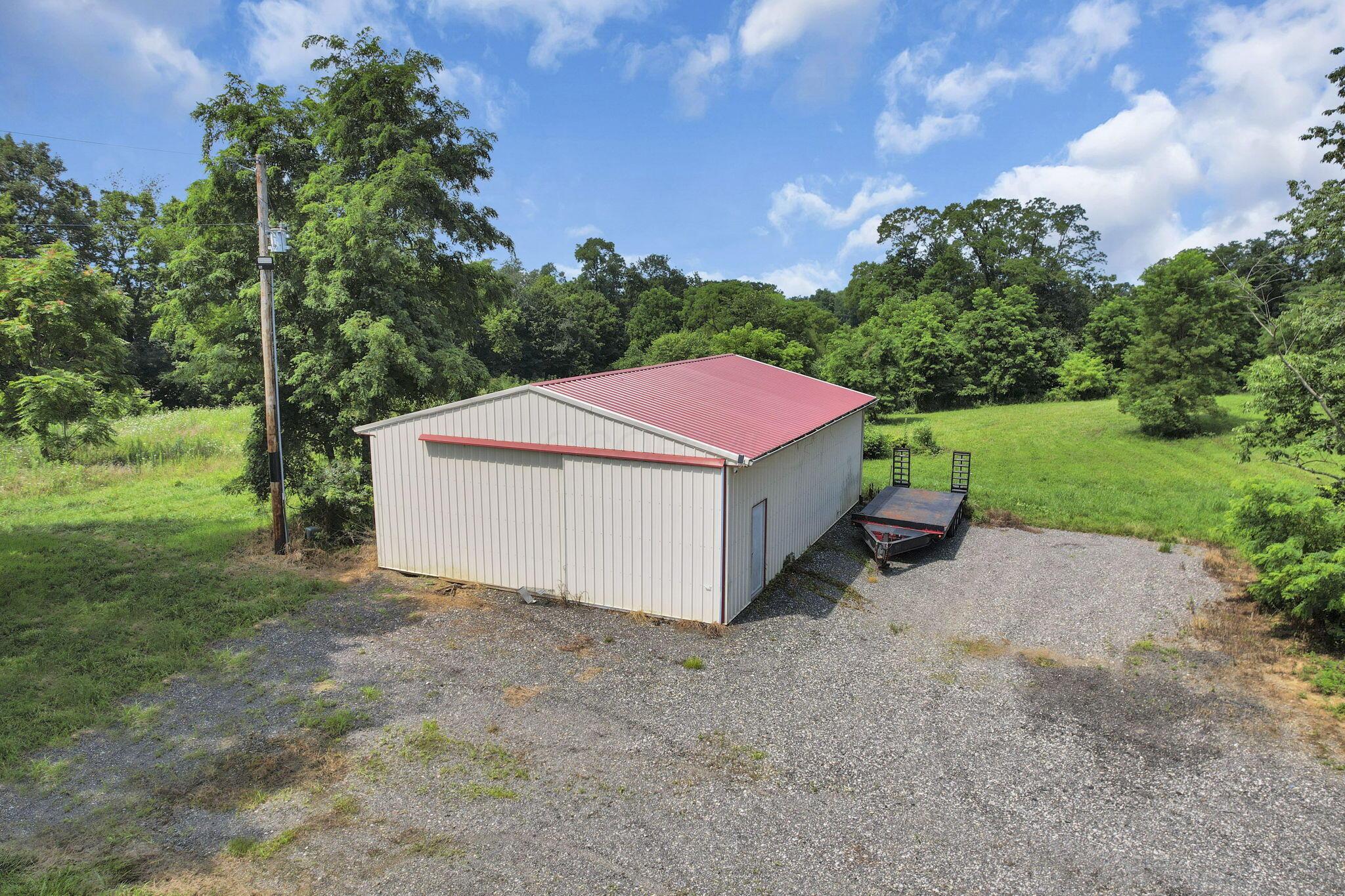 4065 Logan-thornville Road Ne Property Photo