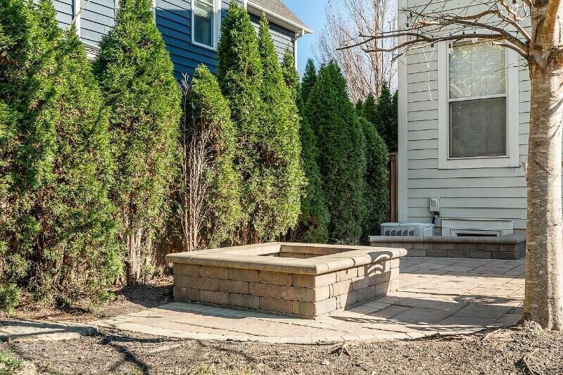 979 Pennsylvania Avenue Property Photo 4