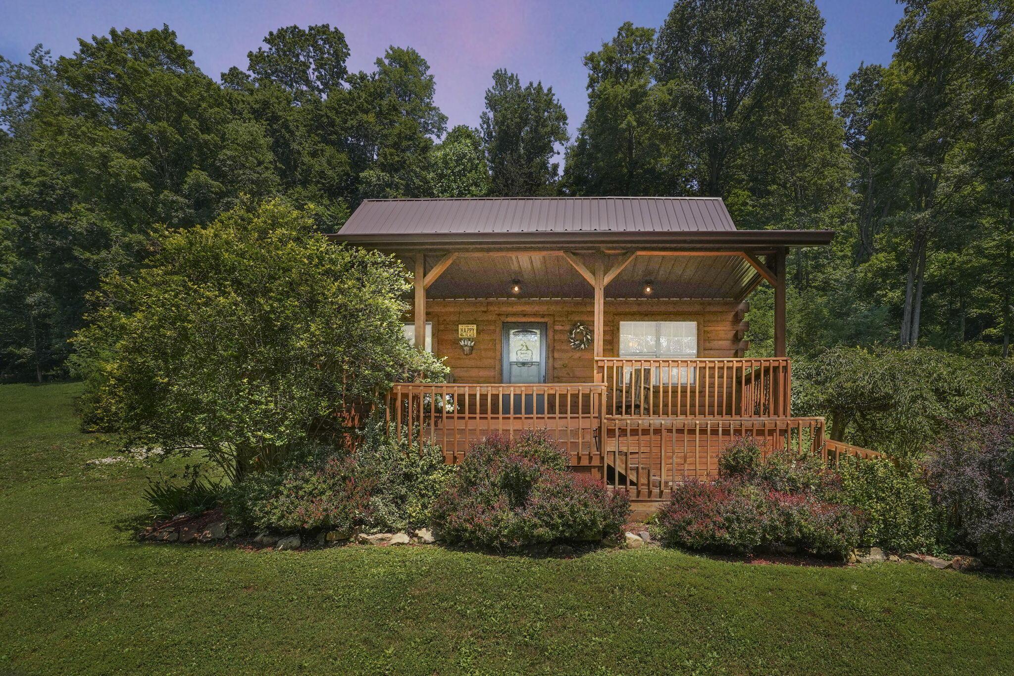 2371 Owl Creek Road Property Photo 1