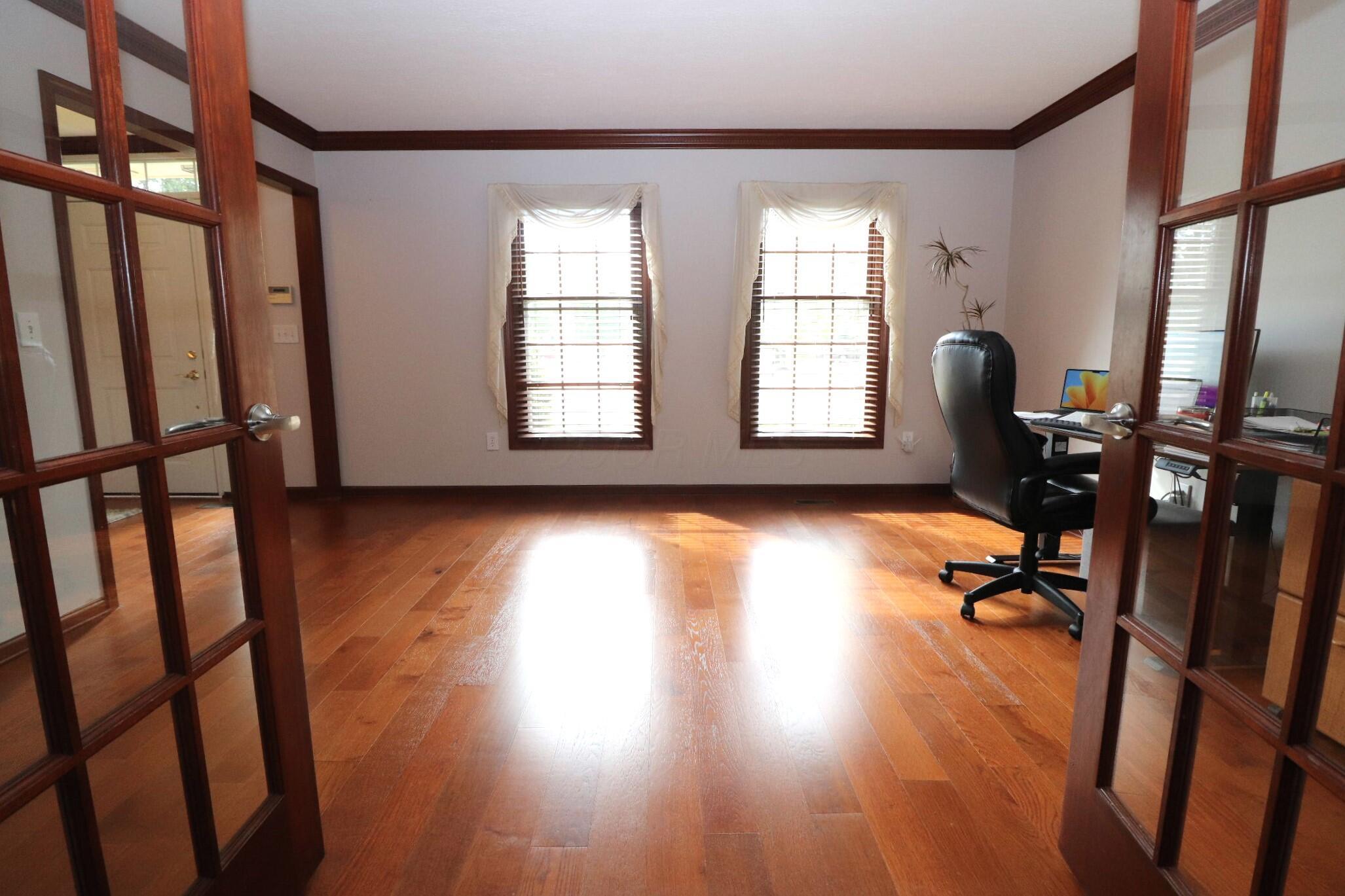 6430 Rossmore Lane Property Photo 13