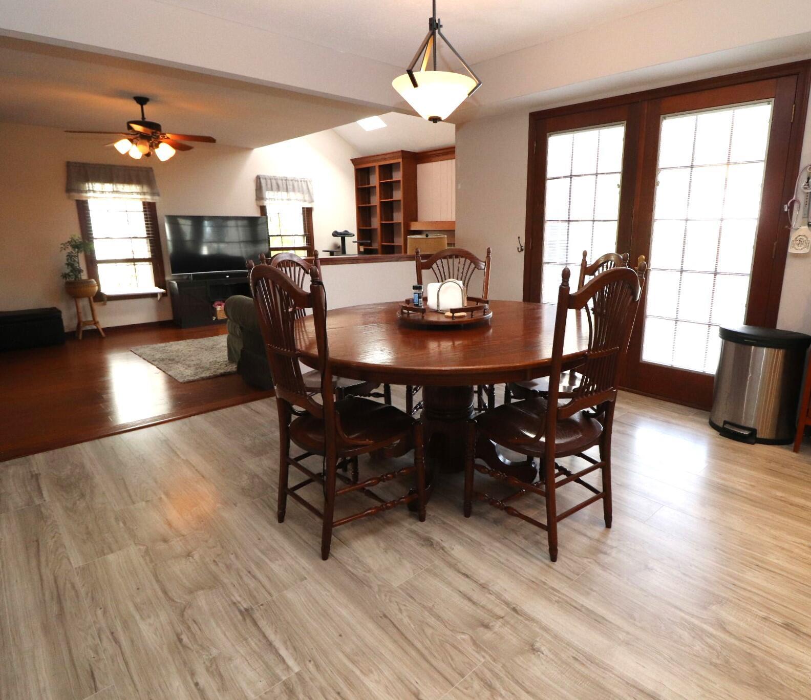 6430 Rossmore Lane Property Photo 24