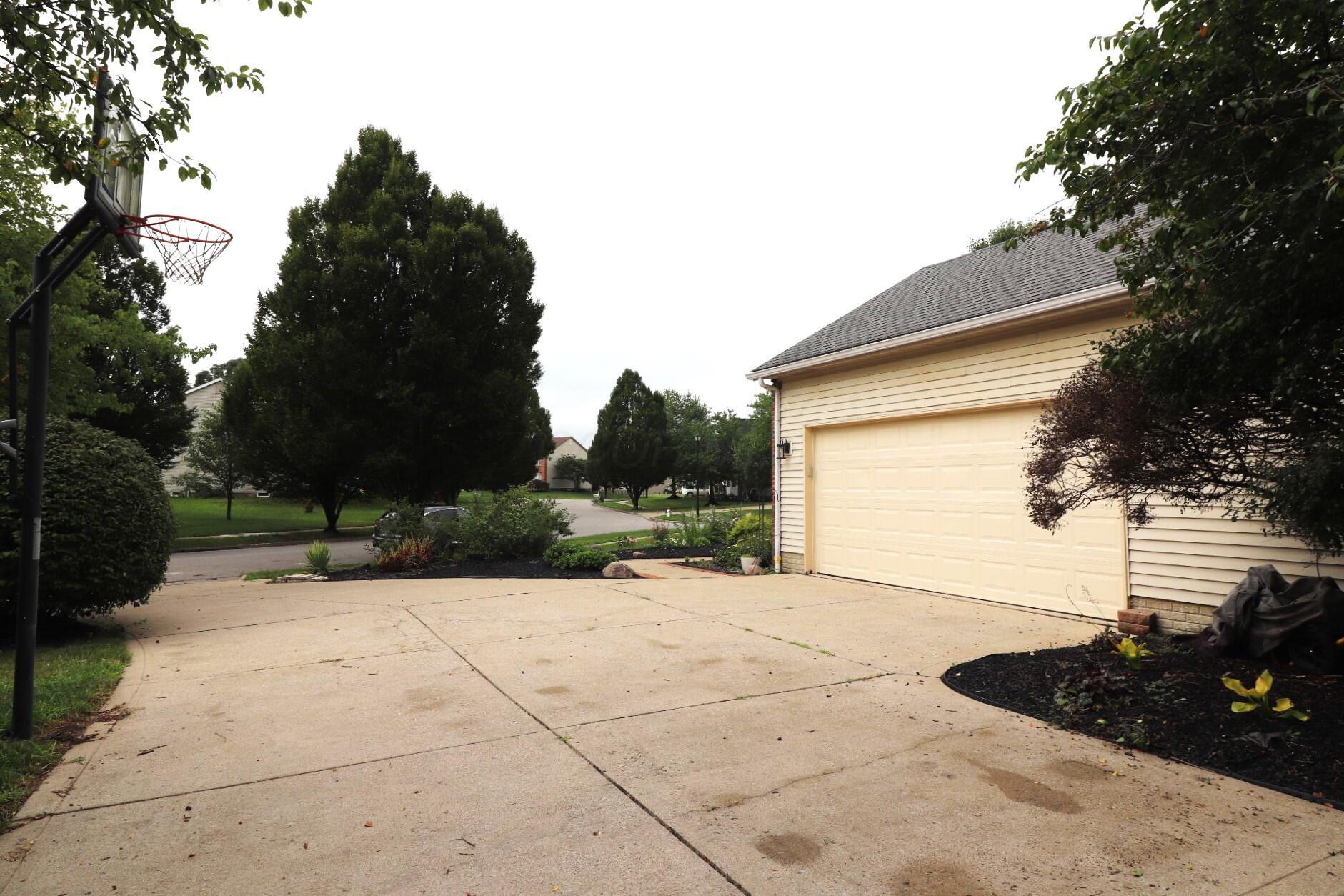 6430 Rossmore Lane Property Photo 67