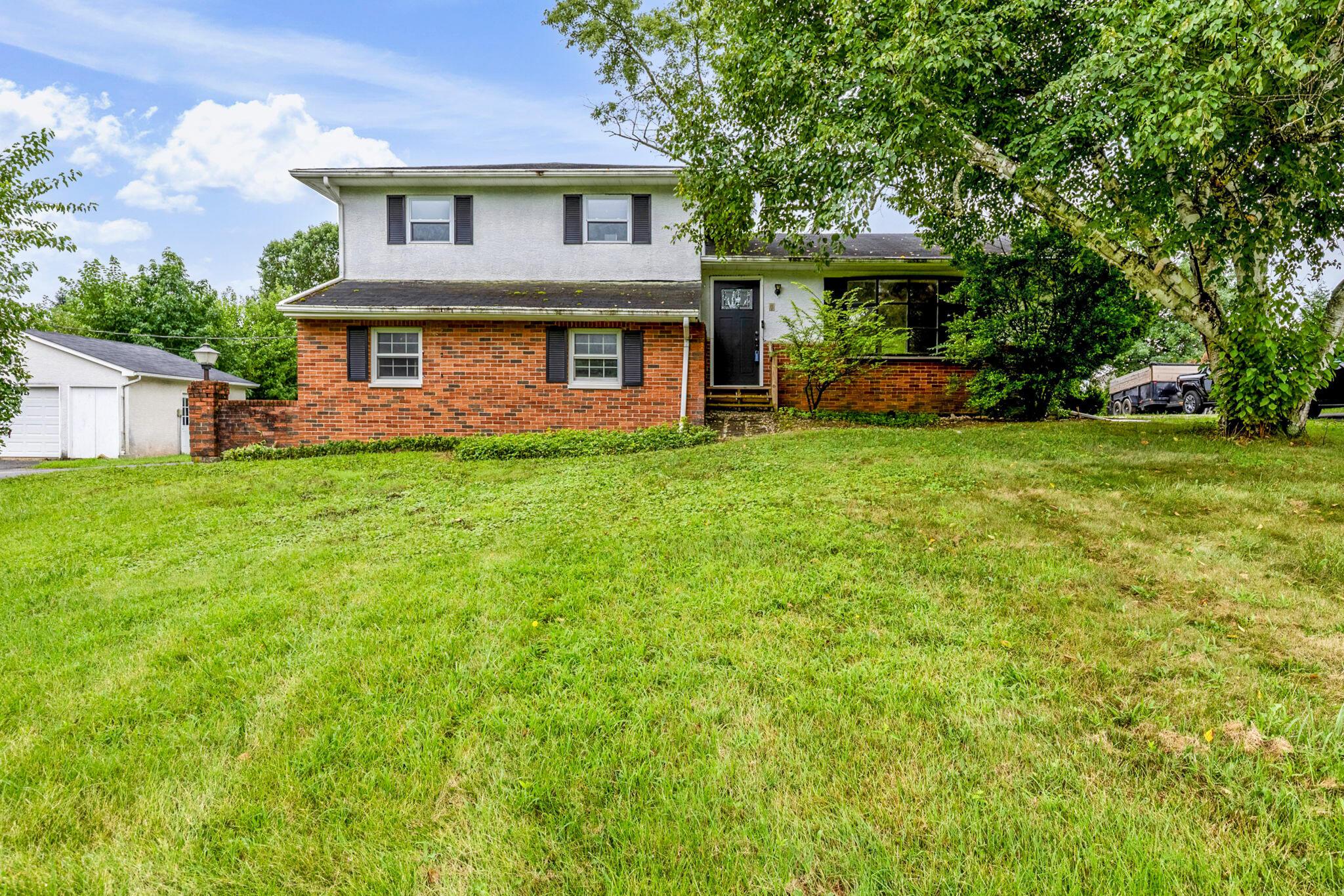 7974 Big Walnut Road Property Photo 1