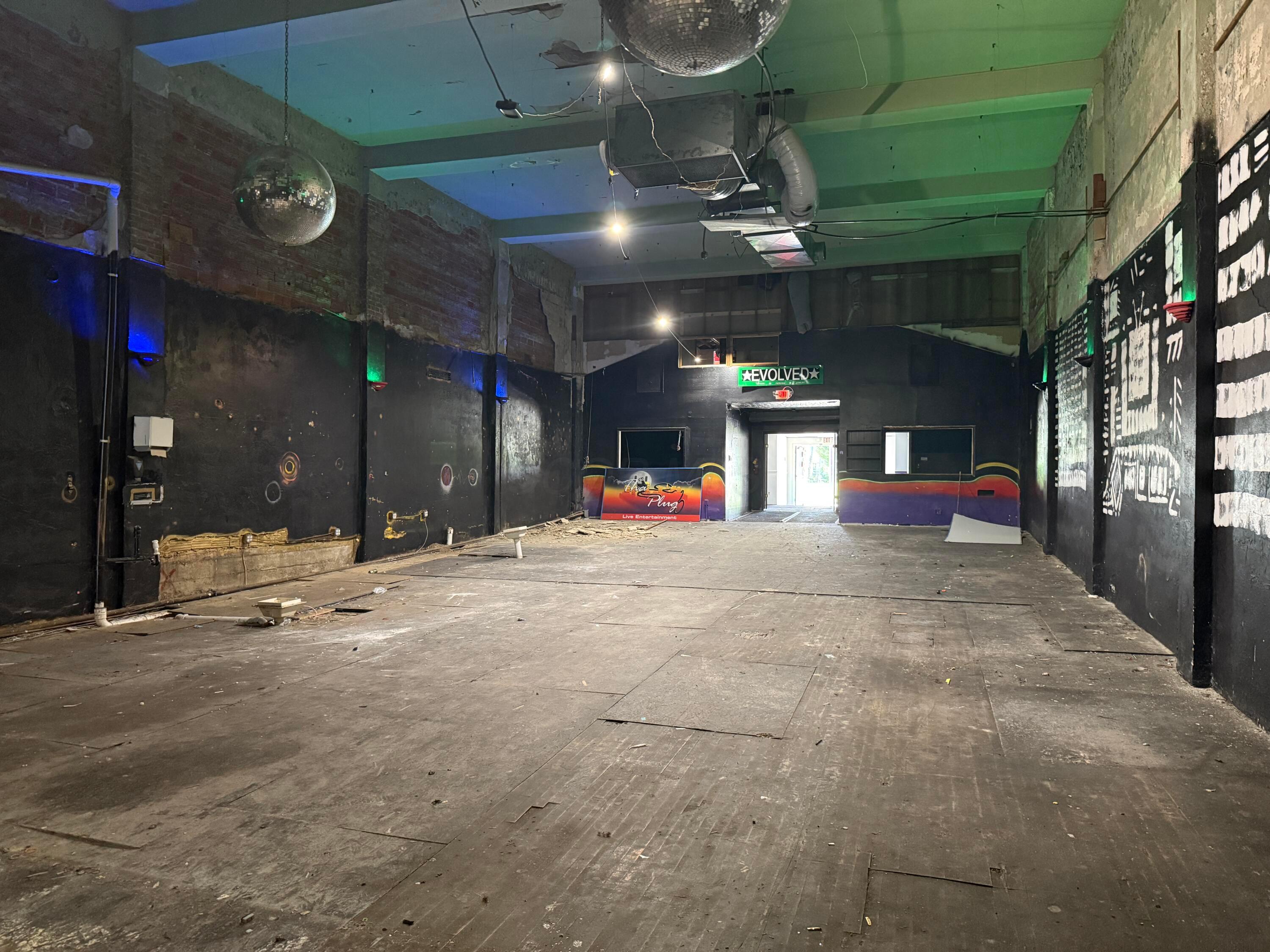 1570 S High Street Property Photo
