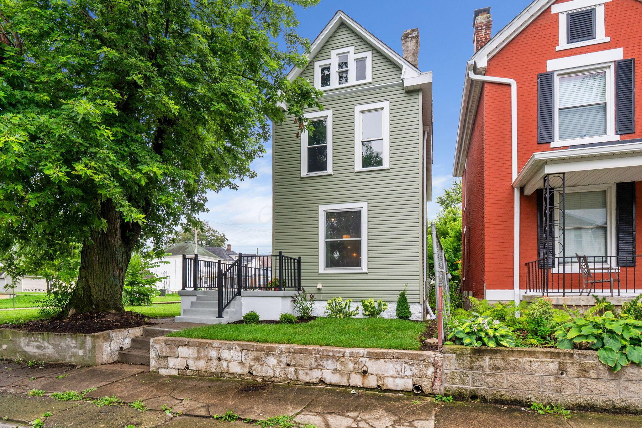 79 E Woodrow Avenue Property Photo 1