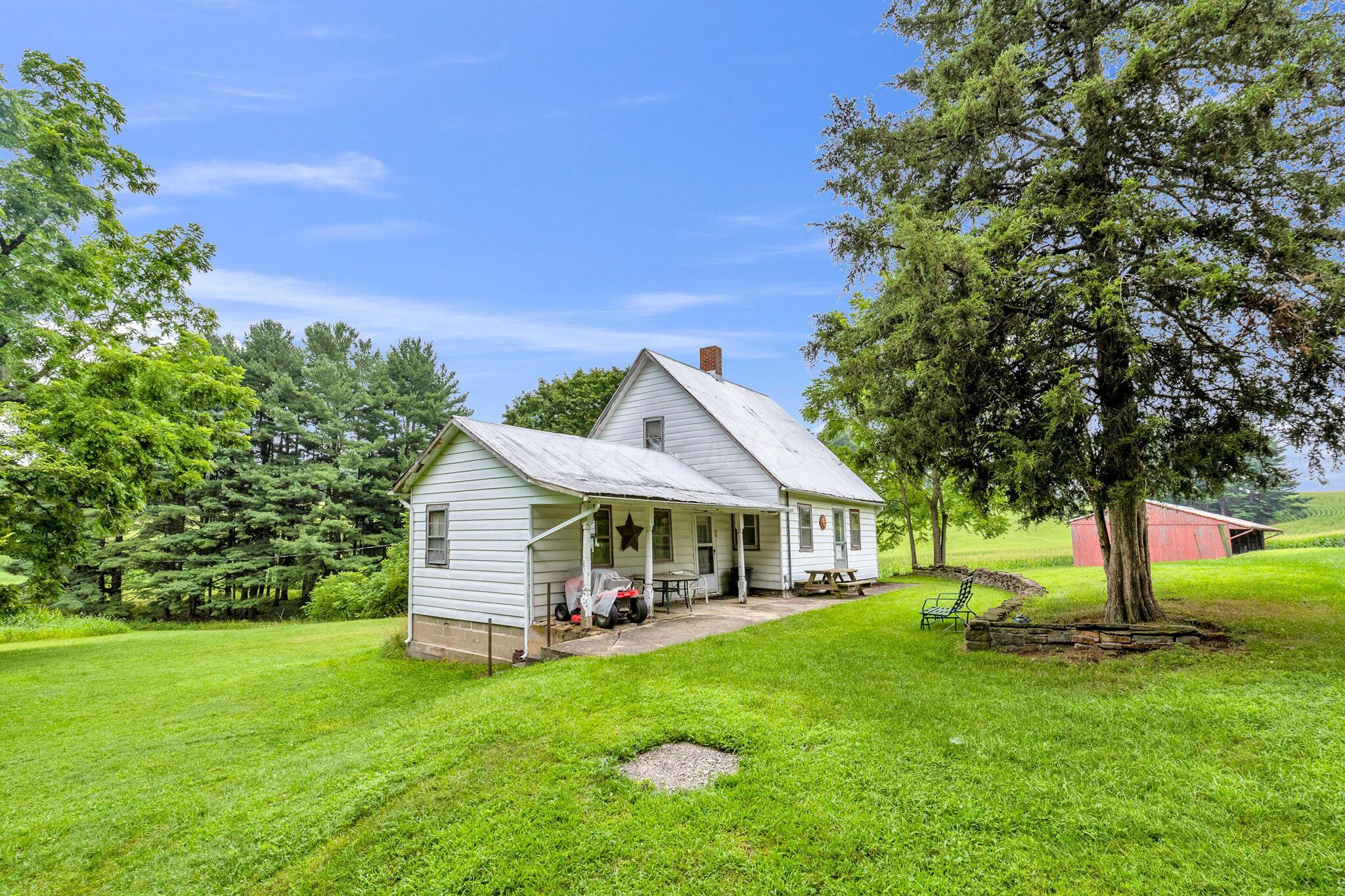 12627 Upper Gilchrist Road Property Photo 6