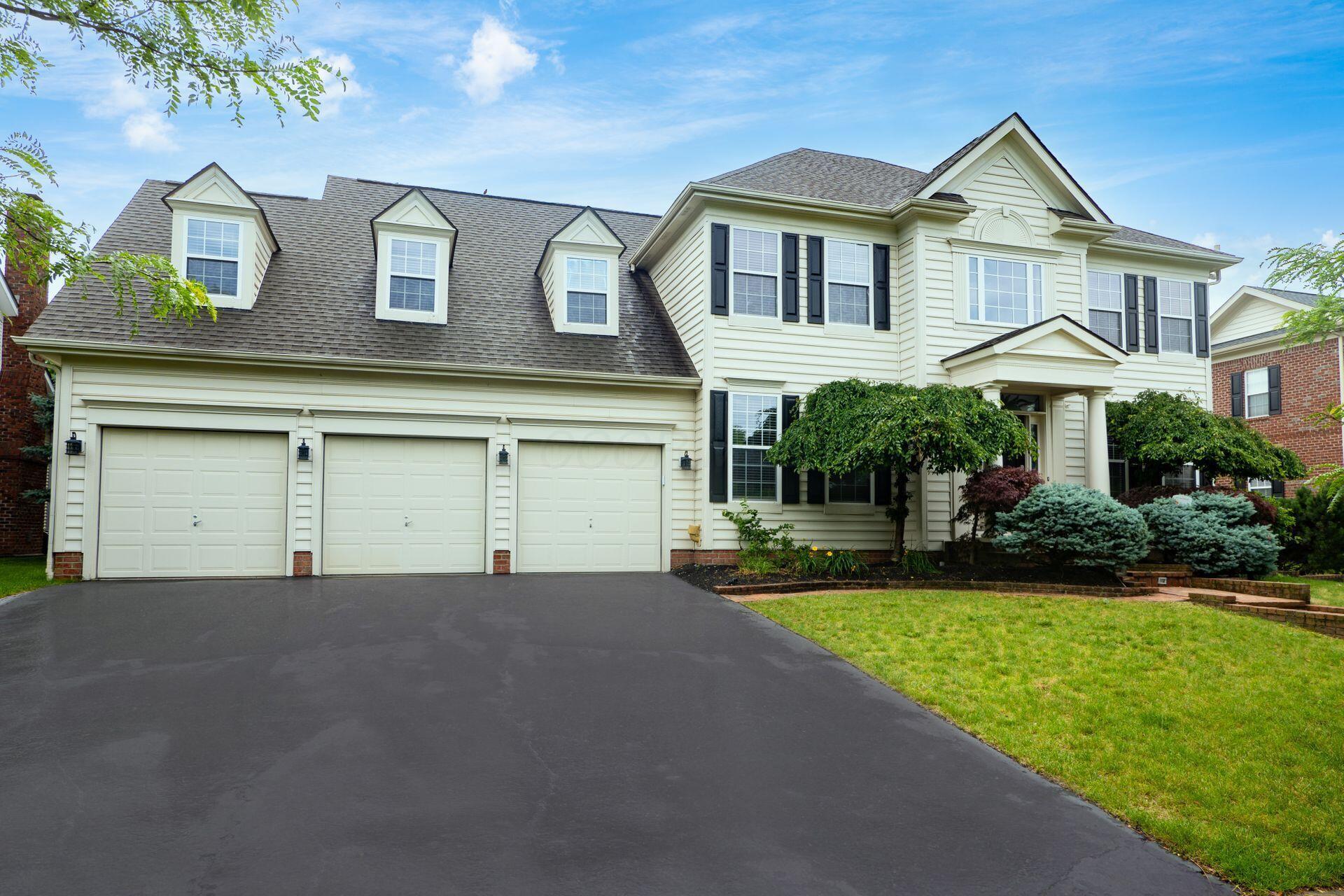 7200 Fernridge Drive Property Photo 1