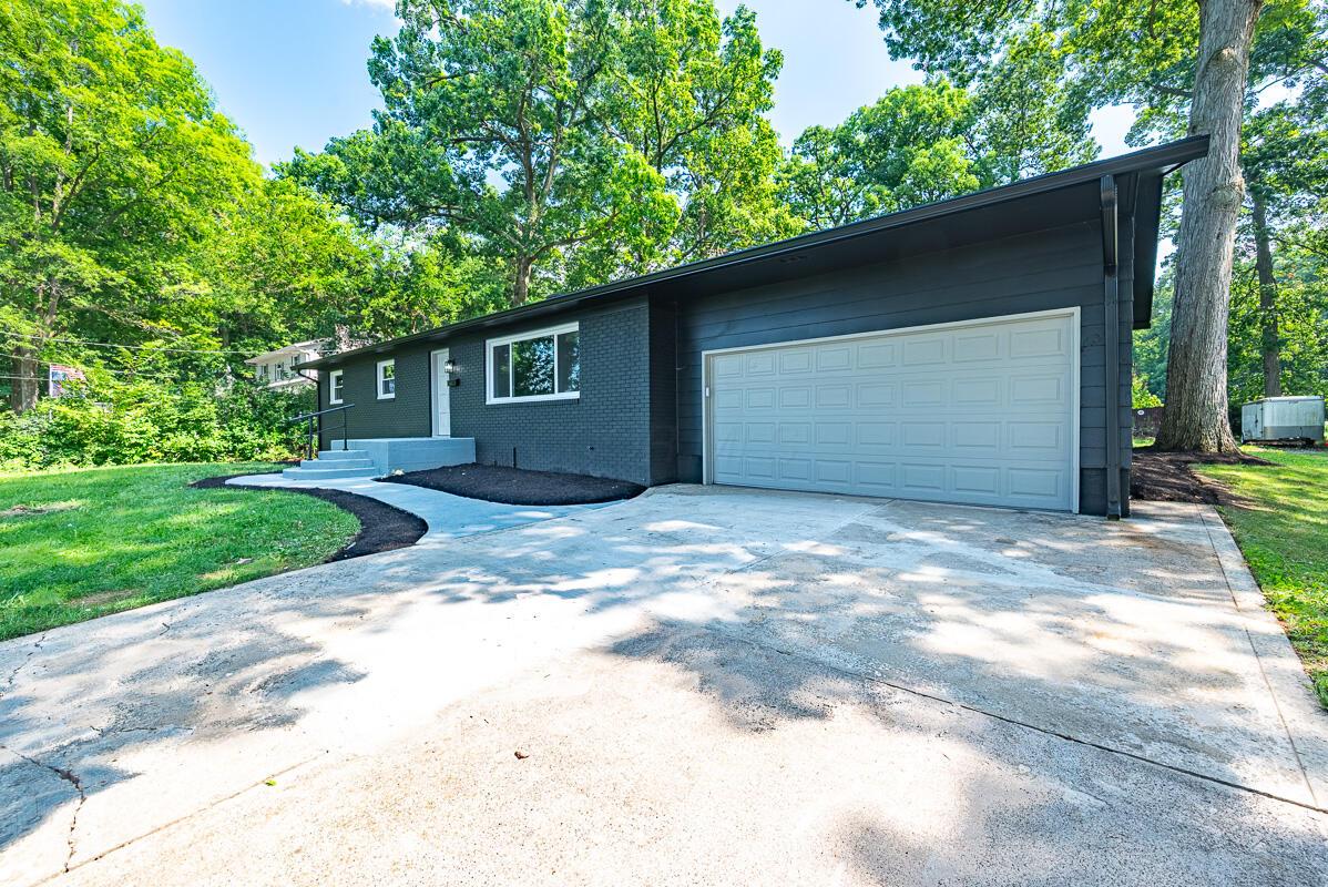 815 Irvin Shoots Road E Property Photo 1