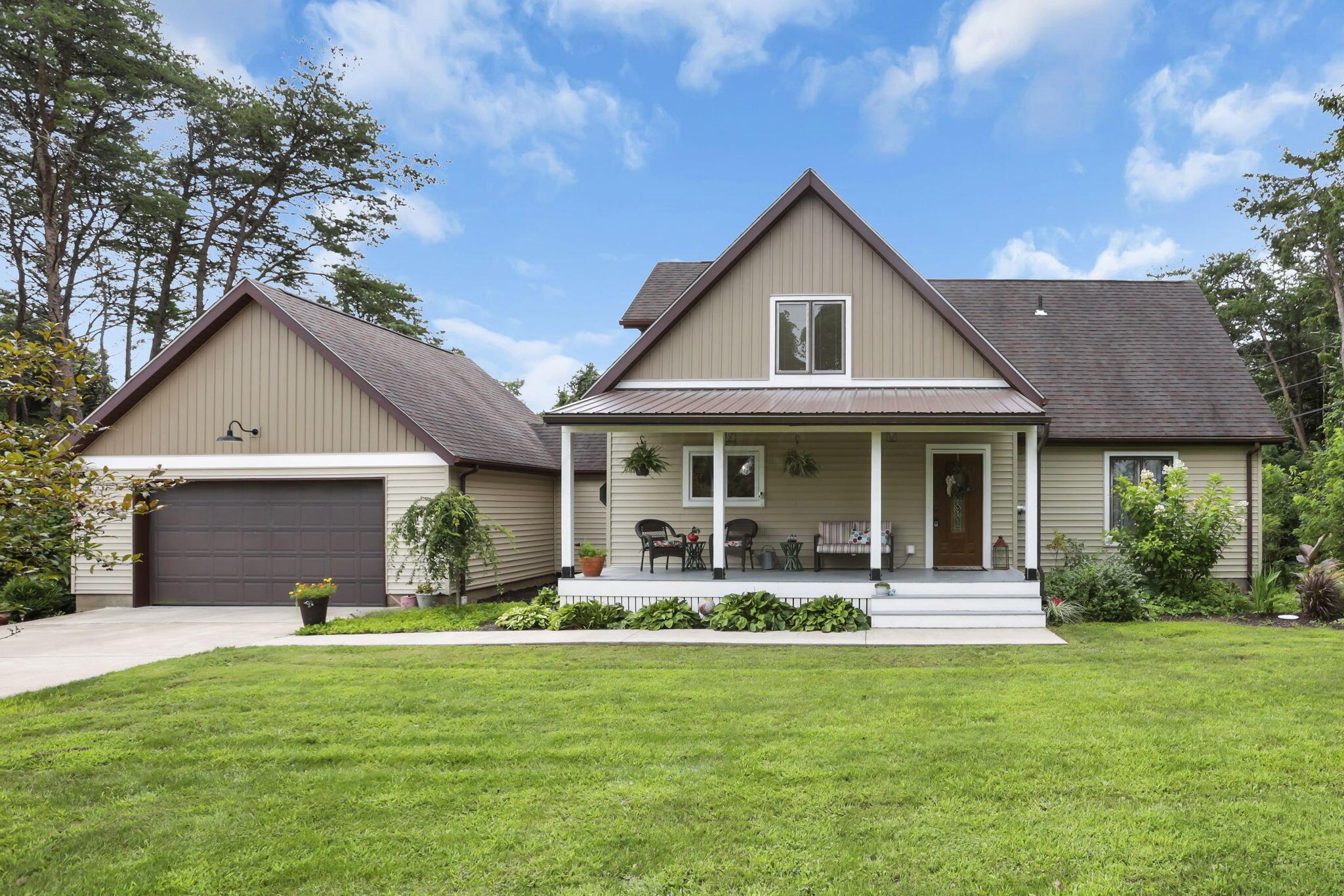 7791 Pleasantview Road Se Property Photo 1