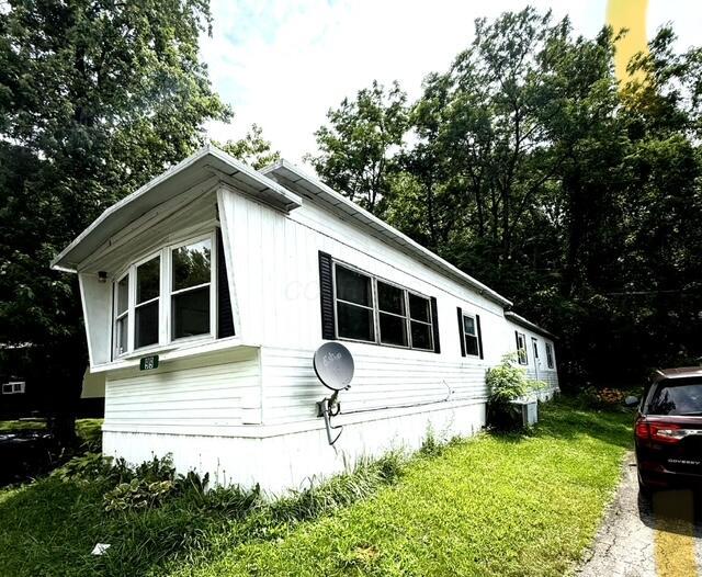99 Hampton Lane Property Photo 1