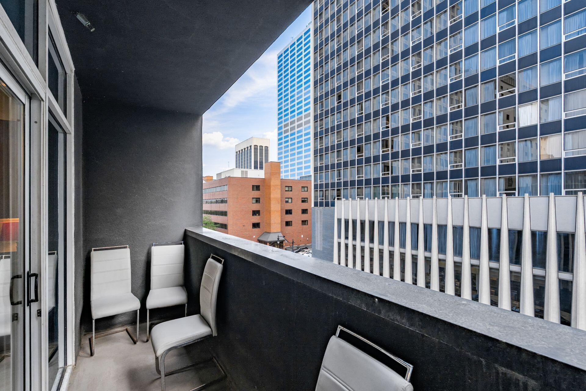 100 E Gay Street, 501 Property Photo 12