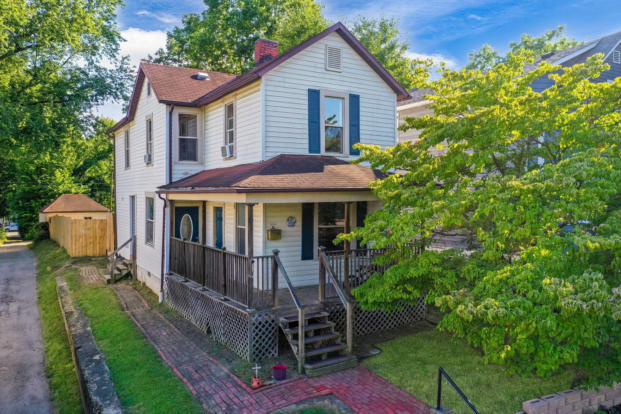 356 E Mulberry Street Property Photo 1