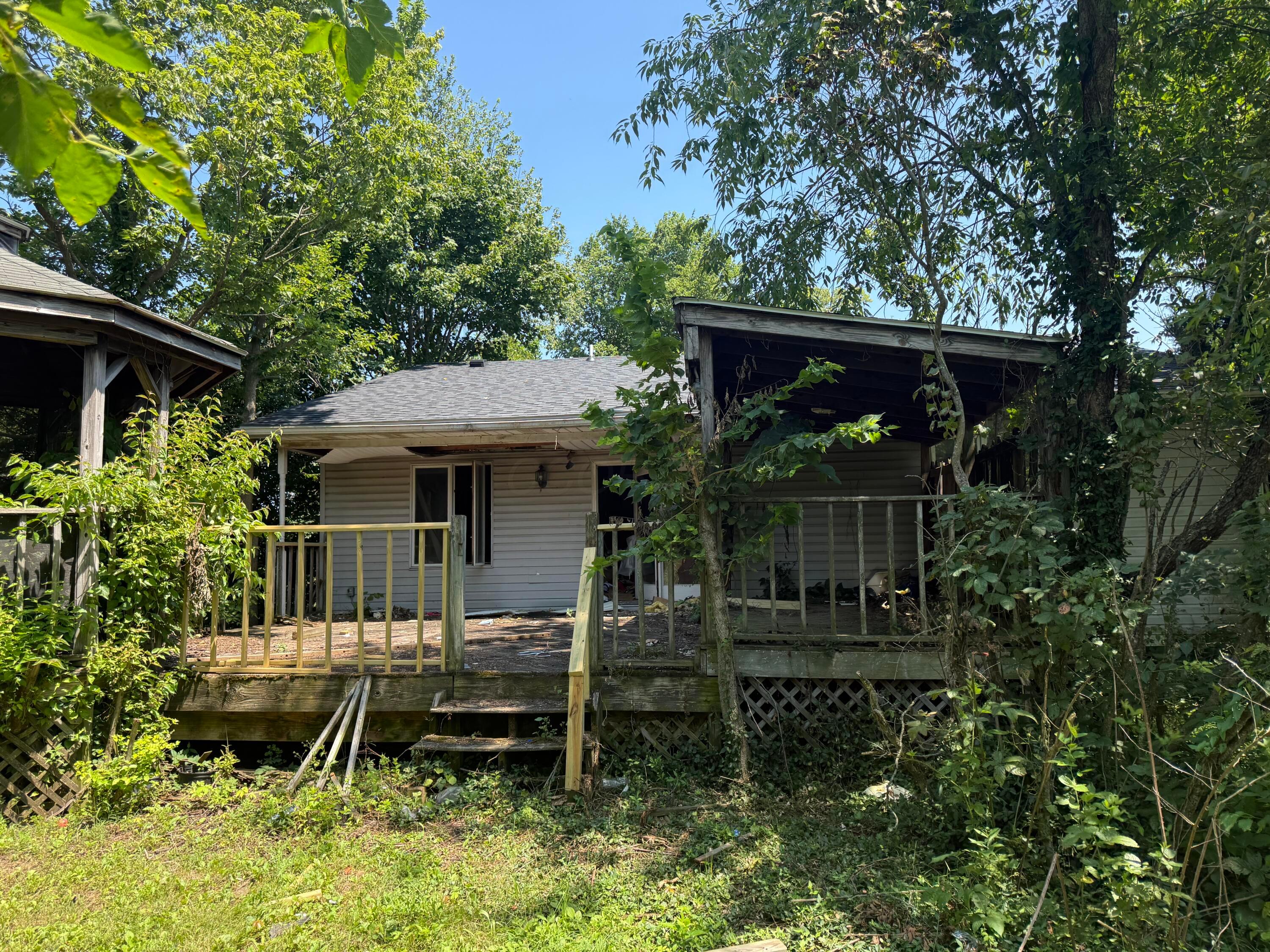 27695 Campbell Road Property Photo 1