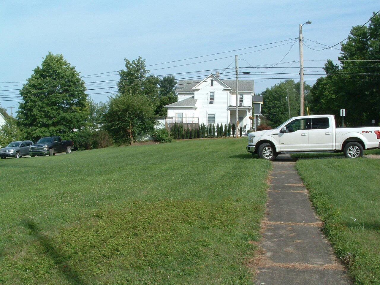 76 E Main Street Property Photo 2