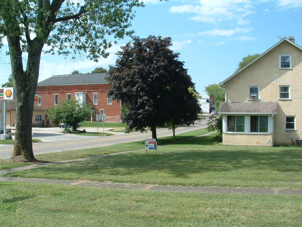 76 E Main Street Property Photo 8
