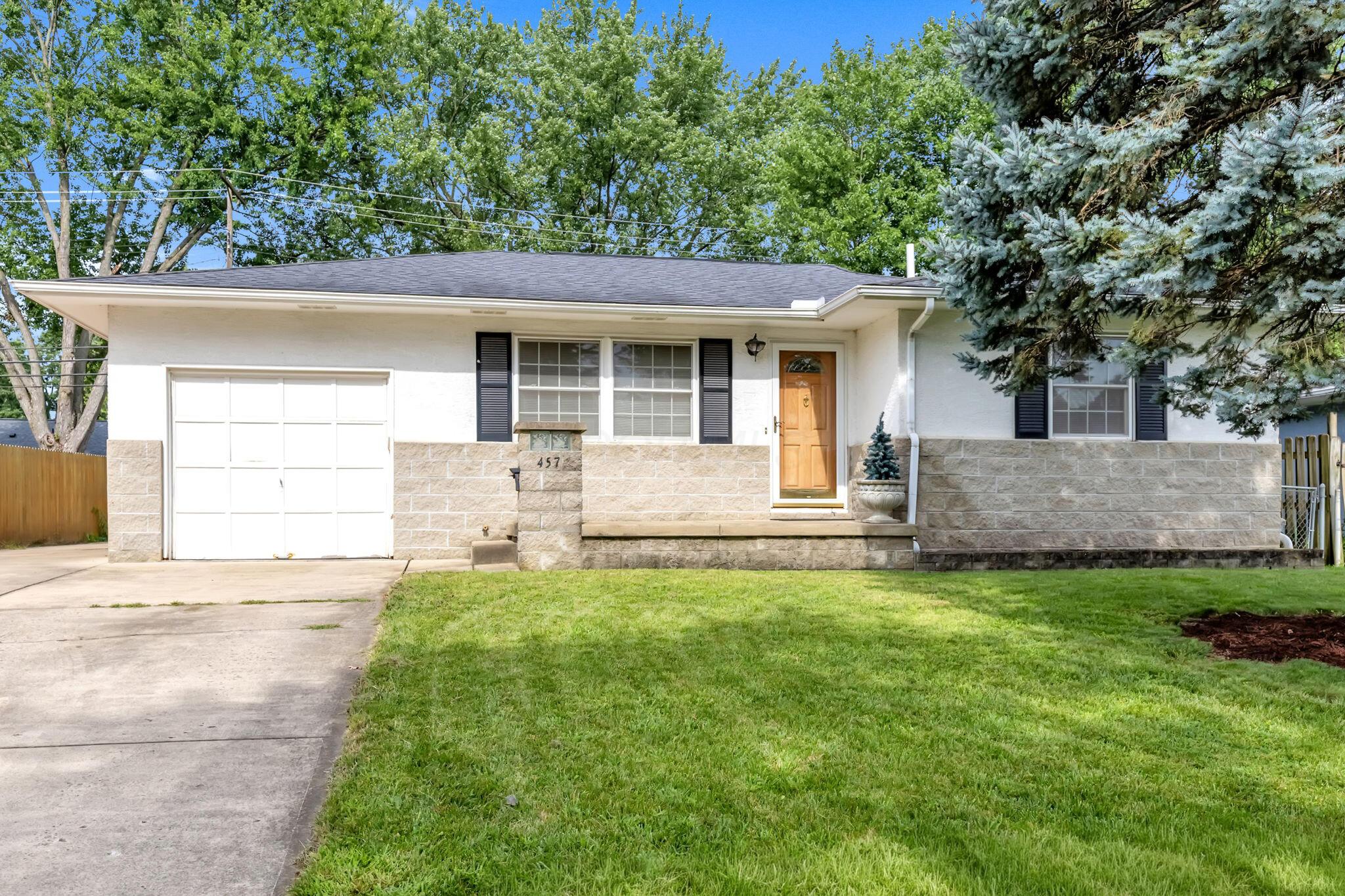 457 Baywood Place Property Photo 1
