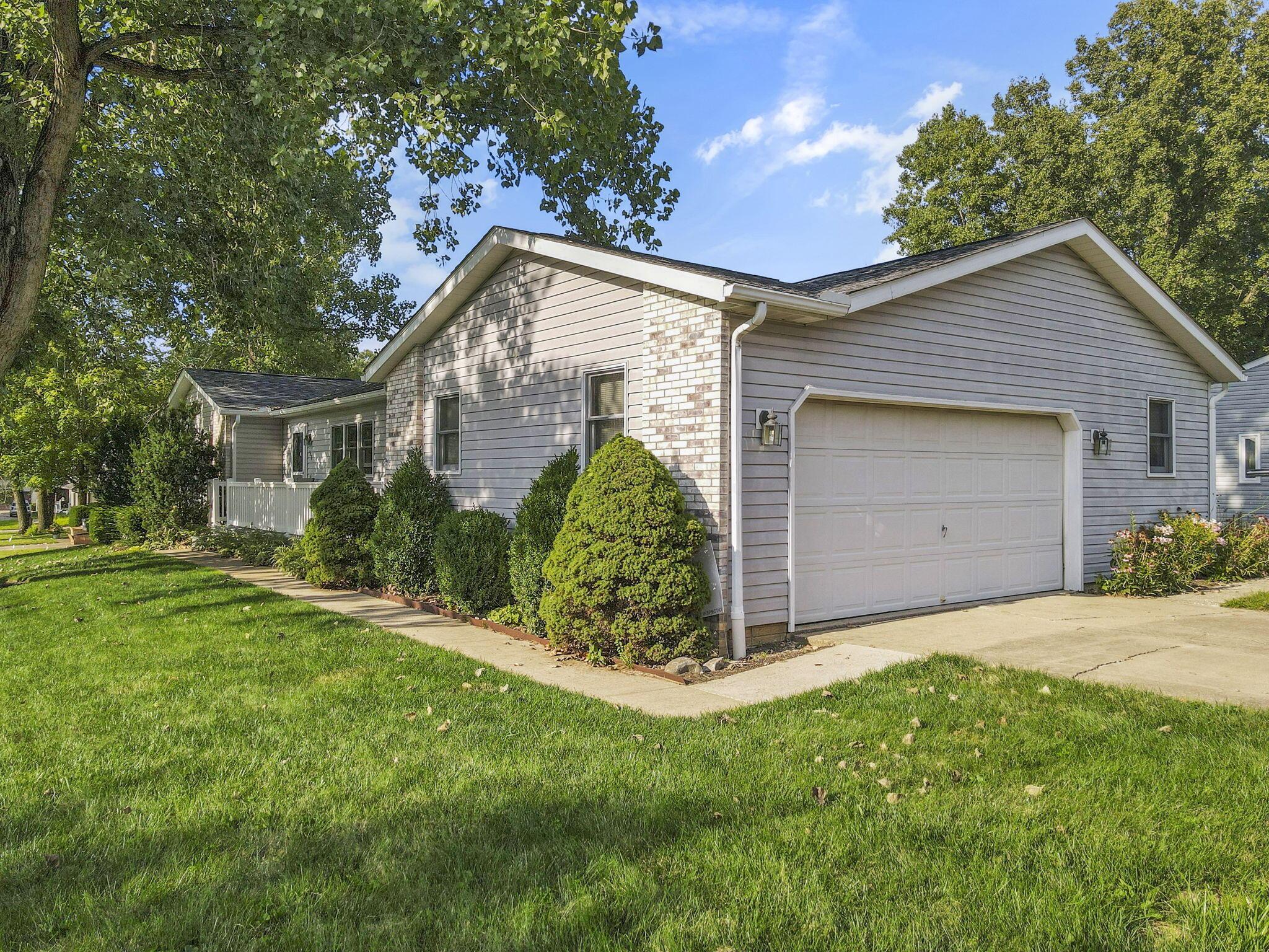 57 Jonquil Drive Sw Property Photo 1