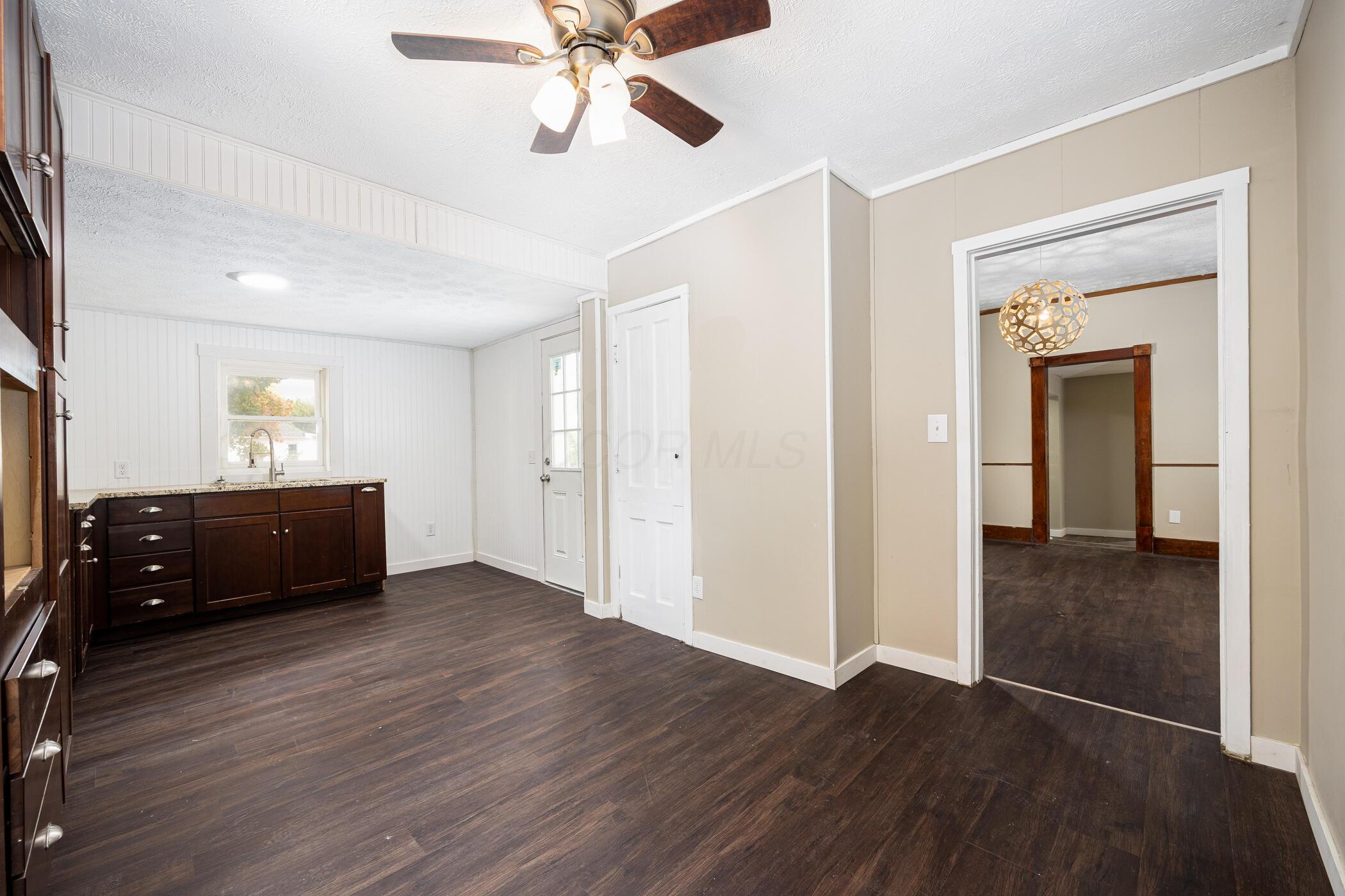 128 W Corwin Street Property Photo 15