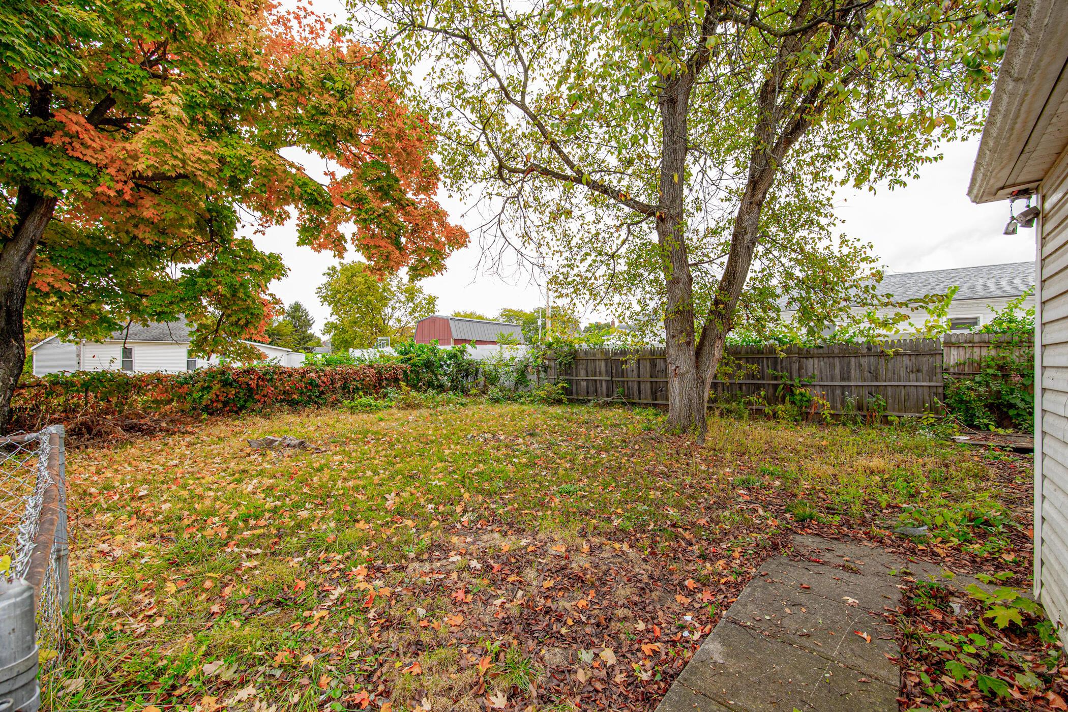 128 W Corwin Street Property Photo 33