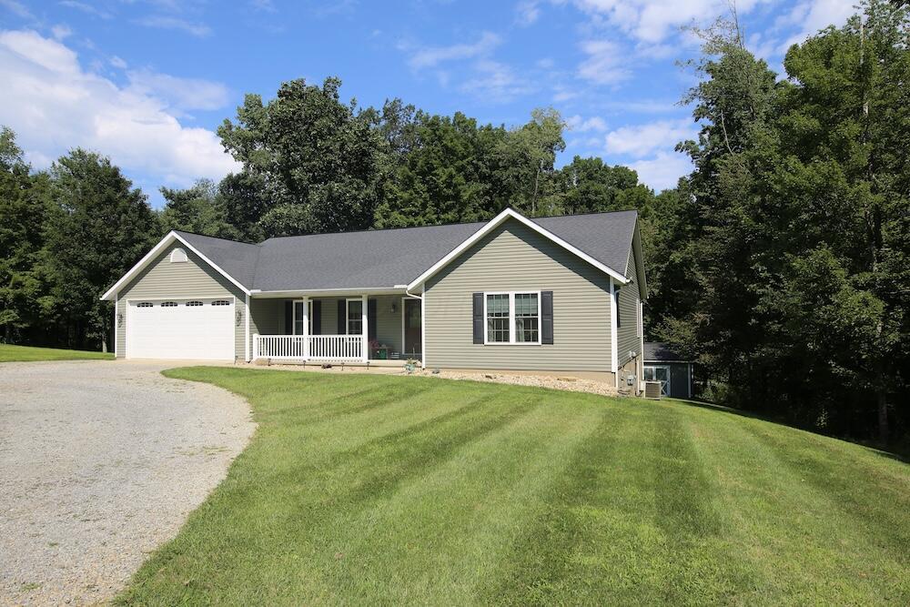 561 Glenmonte Drive Property Photo 1