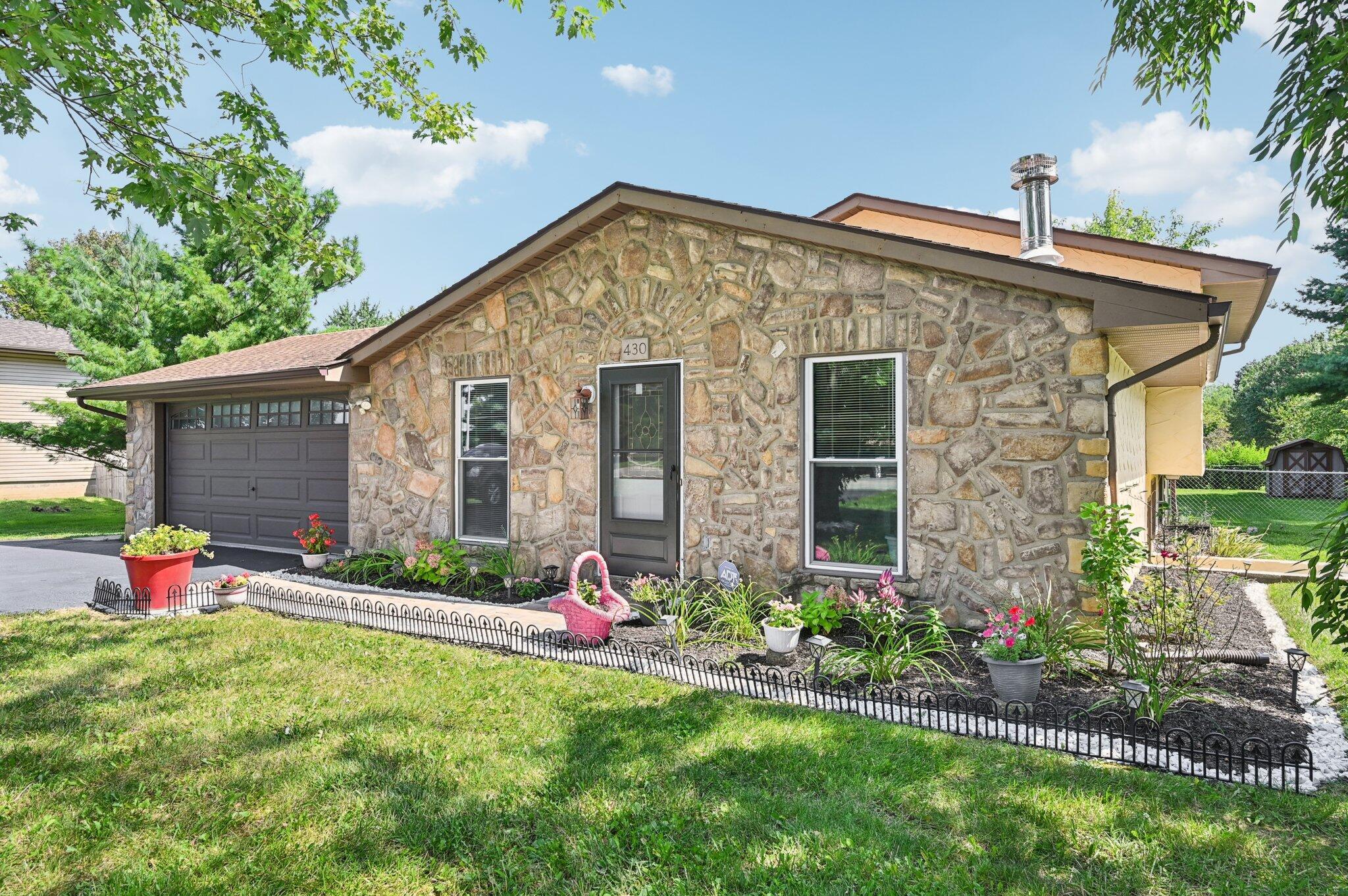 430 Lockville Road Property Photo 1