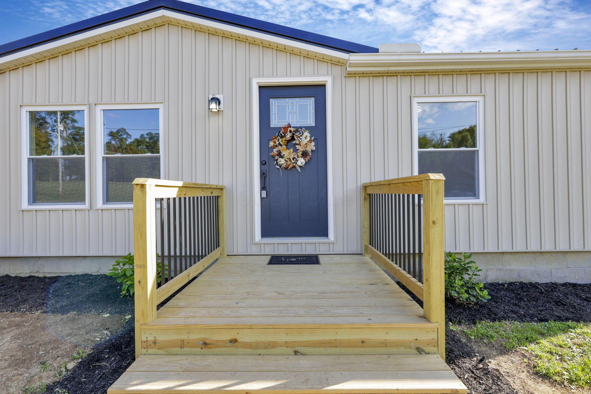 5475 Rush Creek Road Property Photo 1