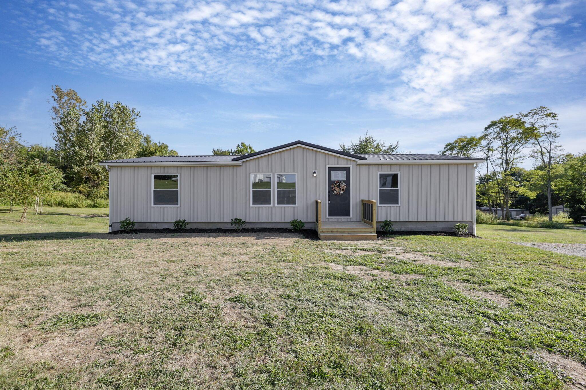 5475 Rush Creek Road Property Photo 2