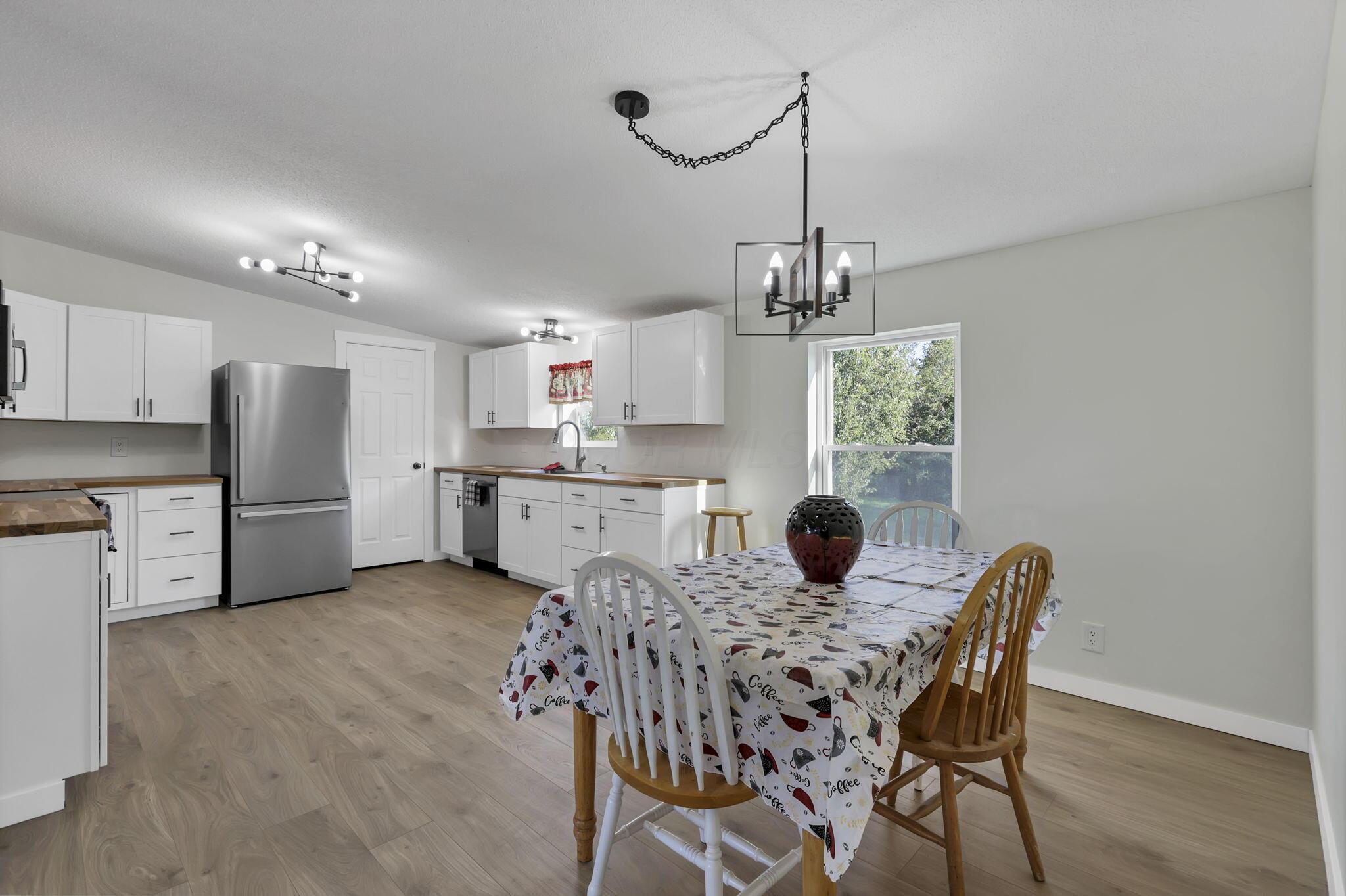 5475 Rush Creek Road Property Photo 12