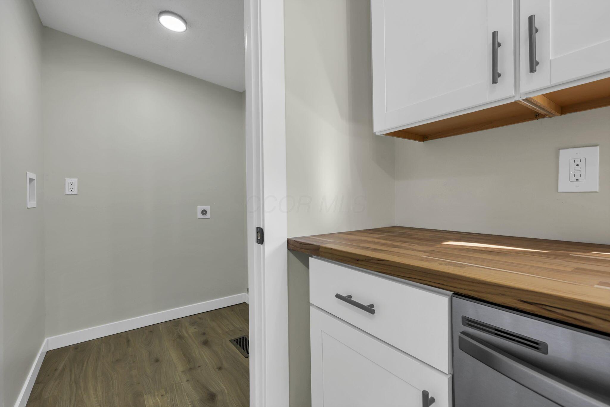 5475 Rush Creek Road Property Photo 13