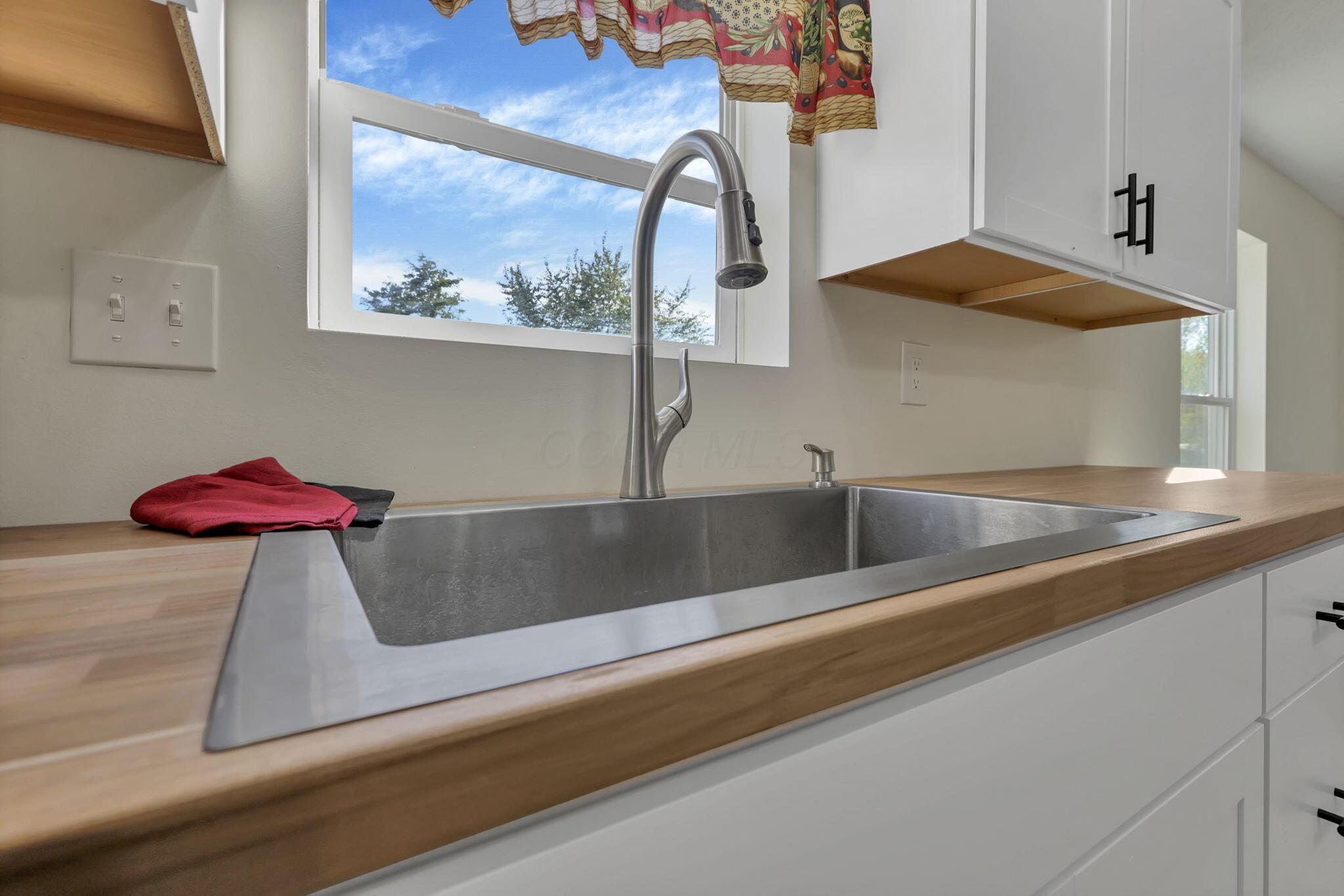 5475 Rush Creek Road Property Photo 20