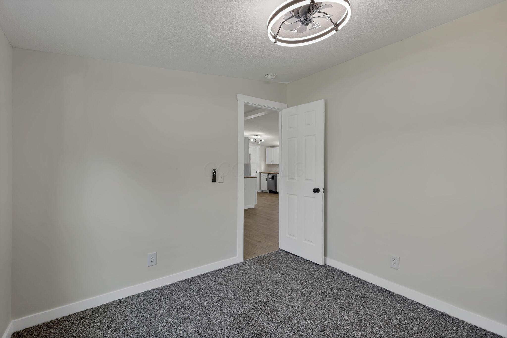 5475 Rush Creek Road Property Photo 34