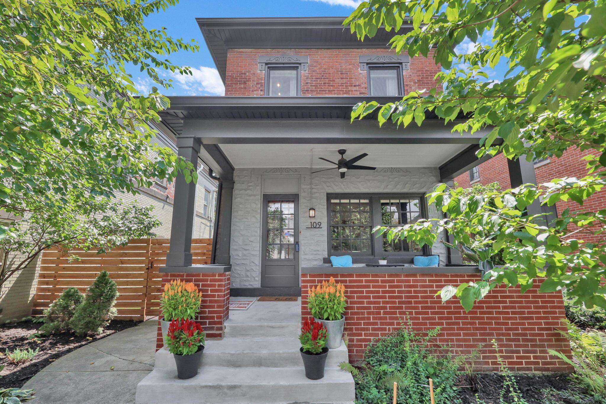 109 E Mithoff Street Property Photo 1