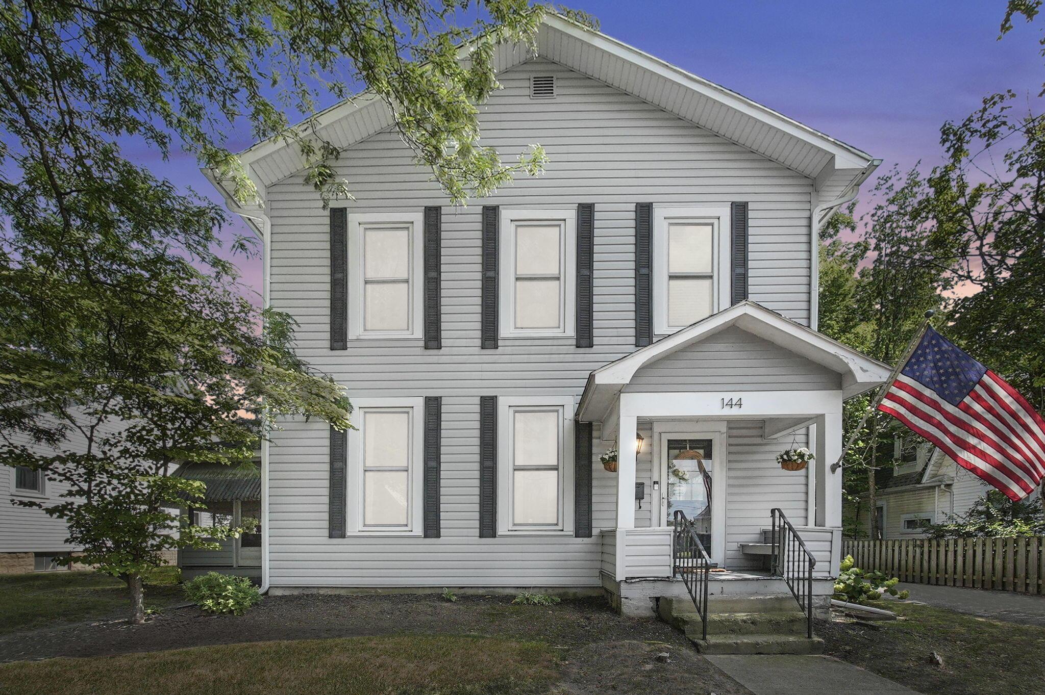 144 E High Street Property Photo 1