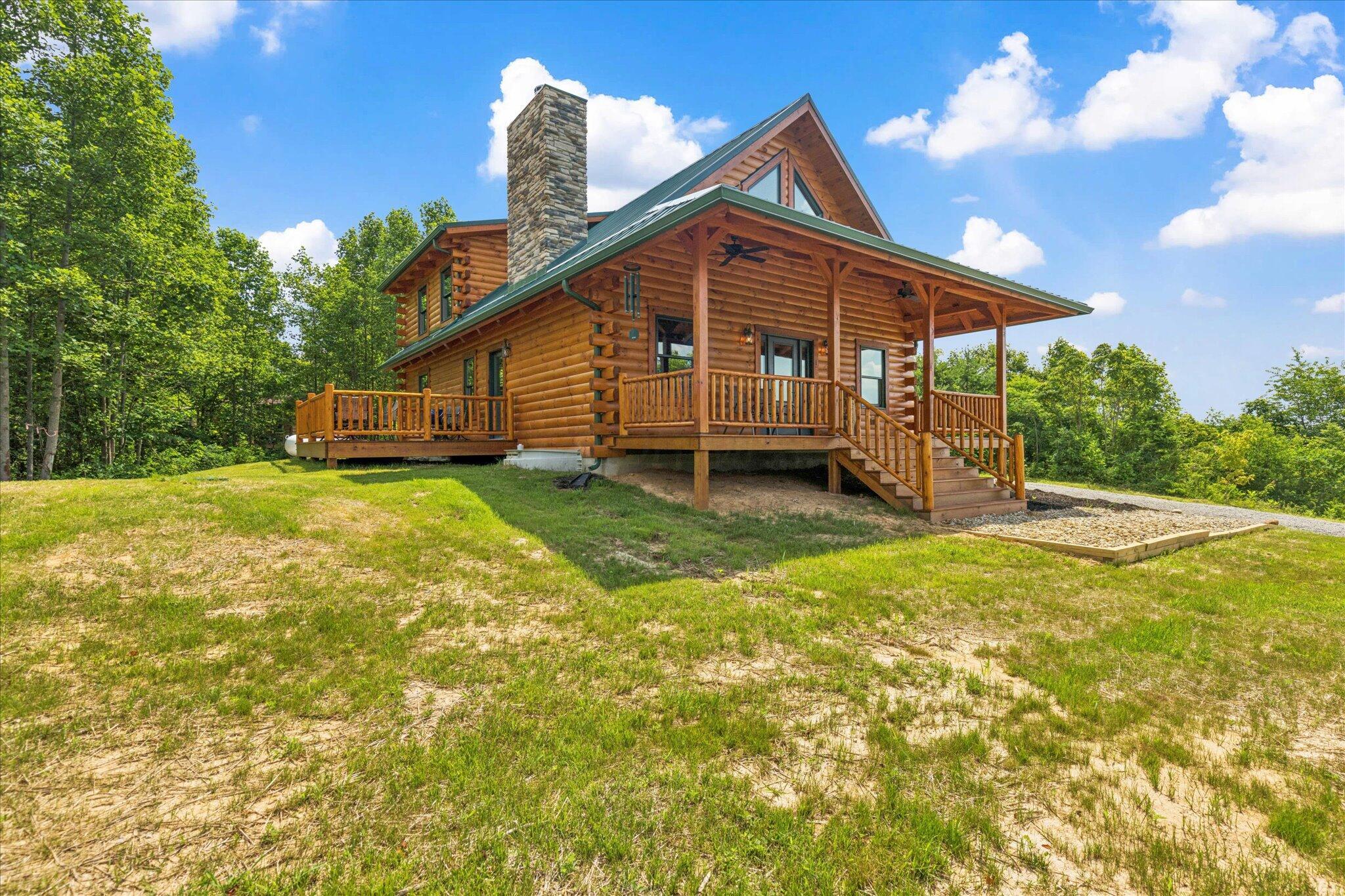 27072 Township Hwy 16, J Property Photo 1