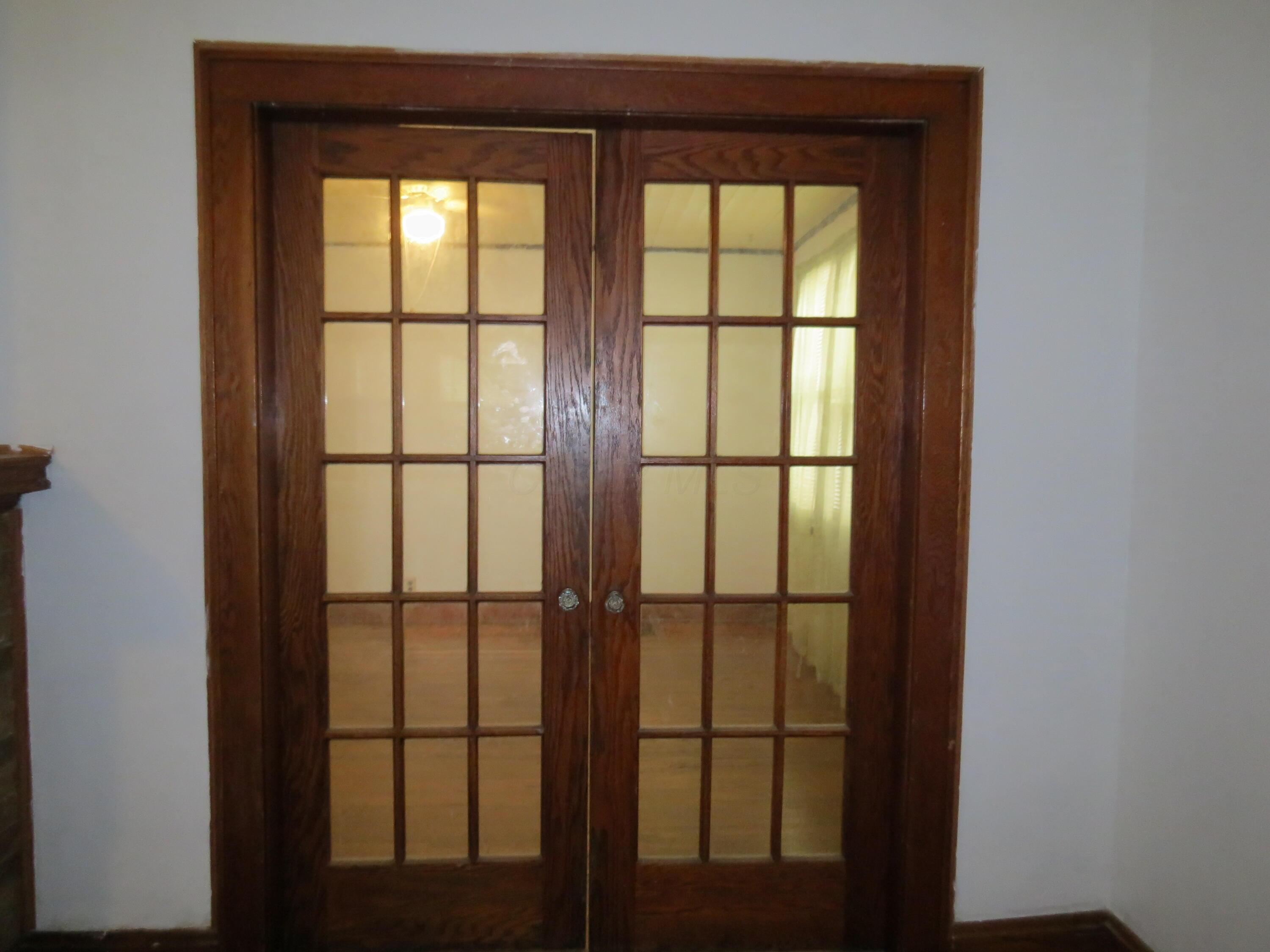 277 S Central Avenue Property Photo 4