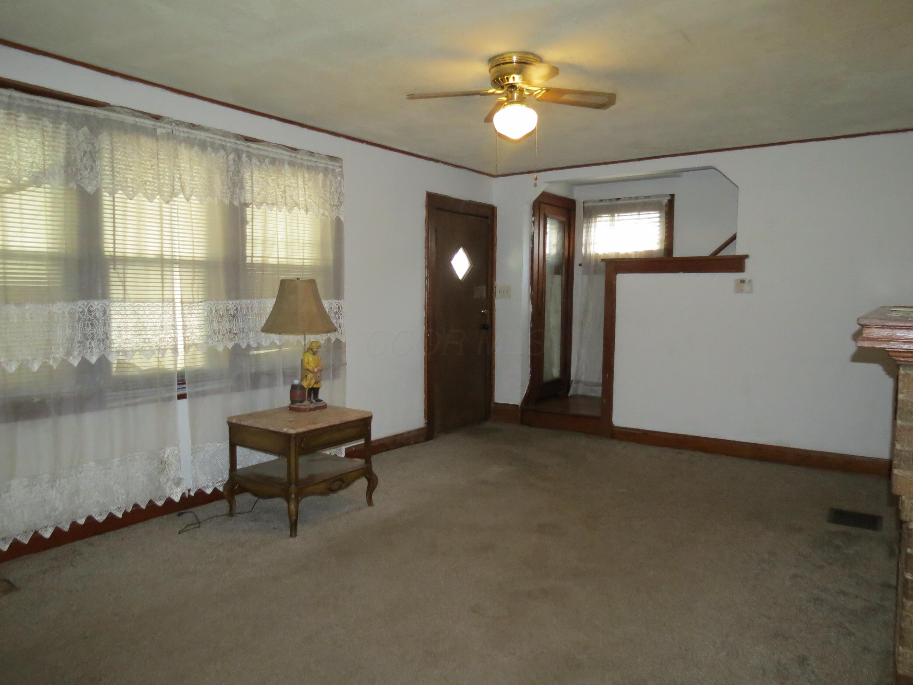 277 S Central Avenue Property Photo 5