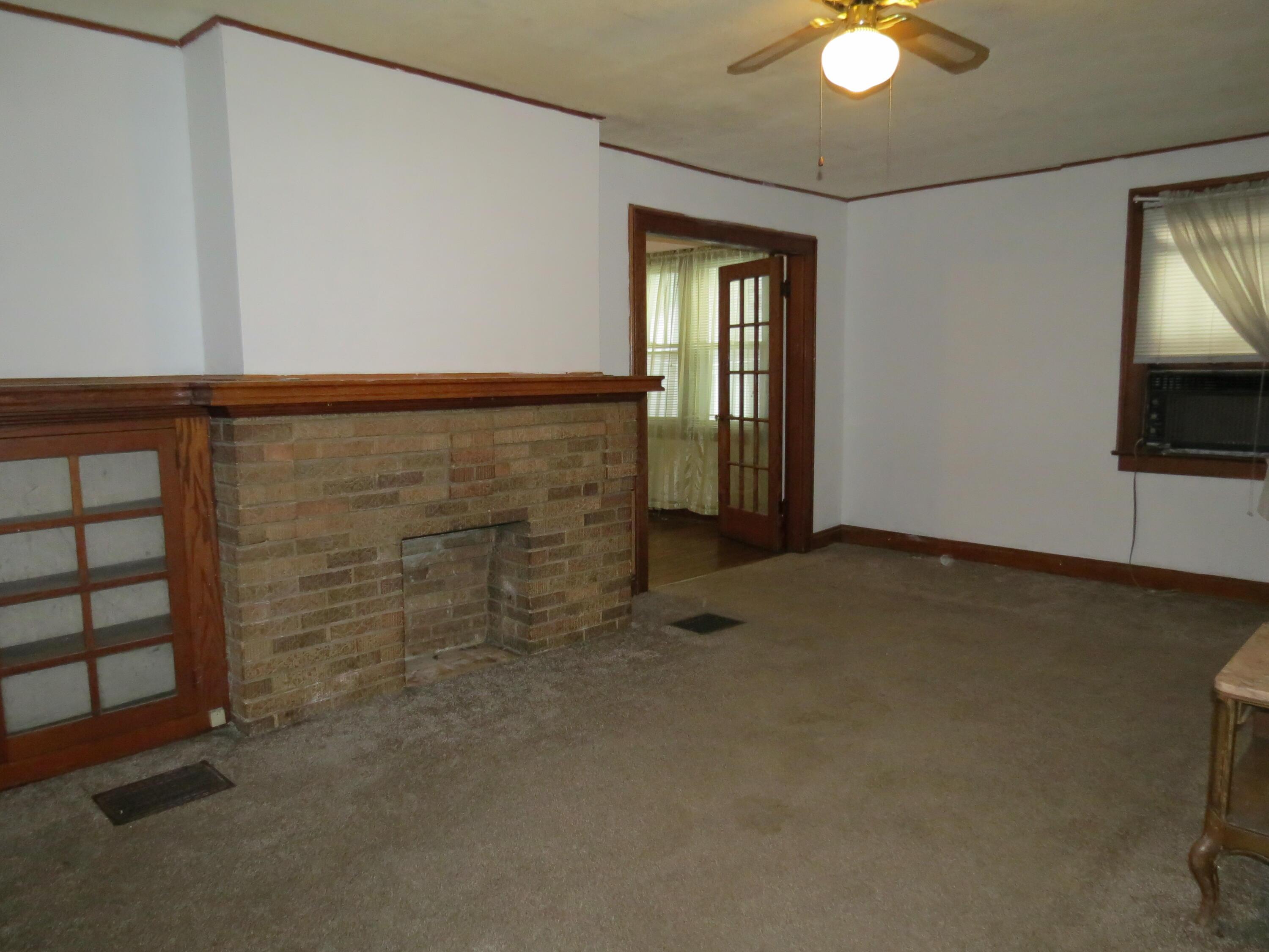 277 S Central Avenue Property Photo 7