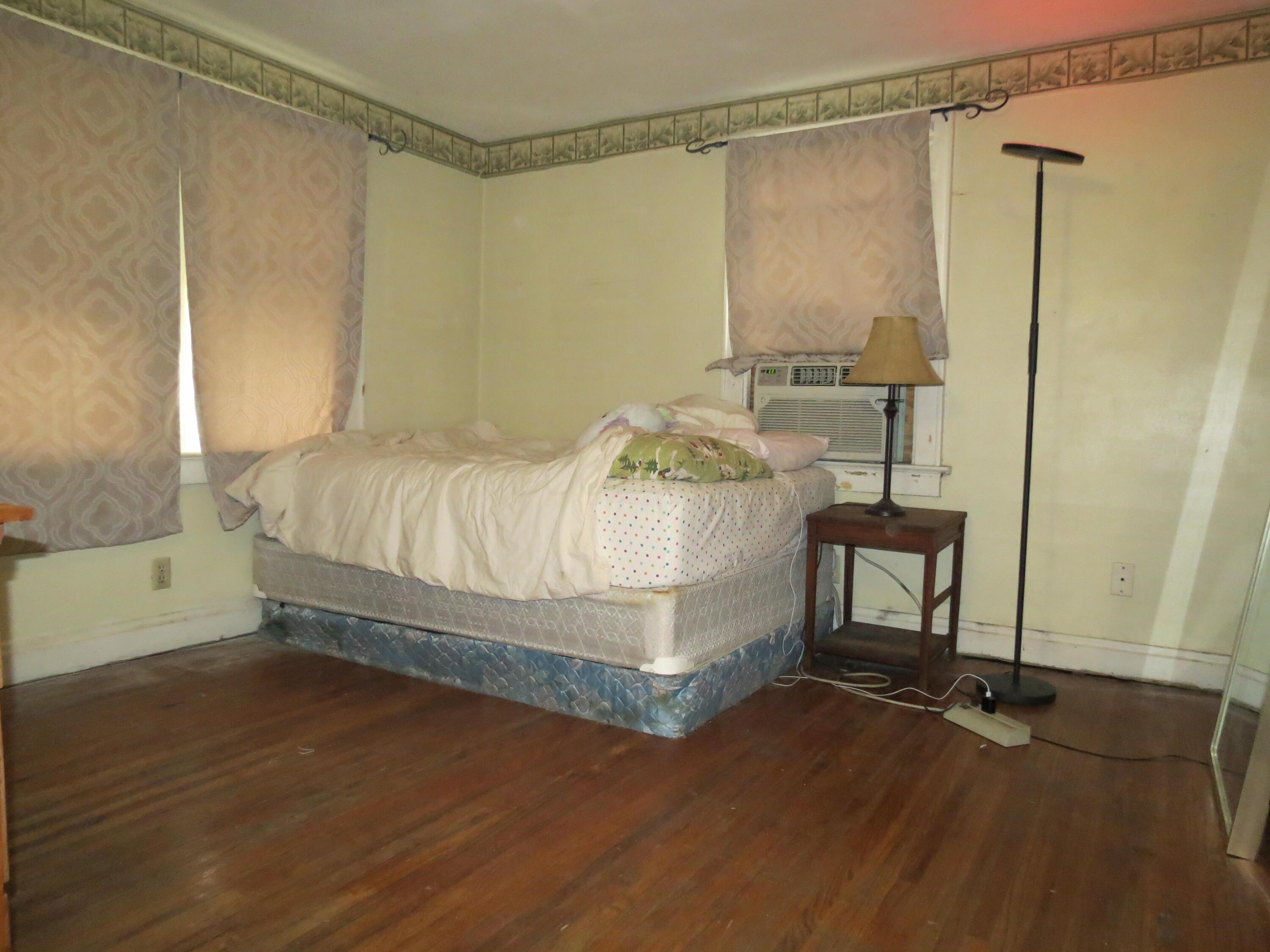 277 S Central Avenue Property Photo 12