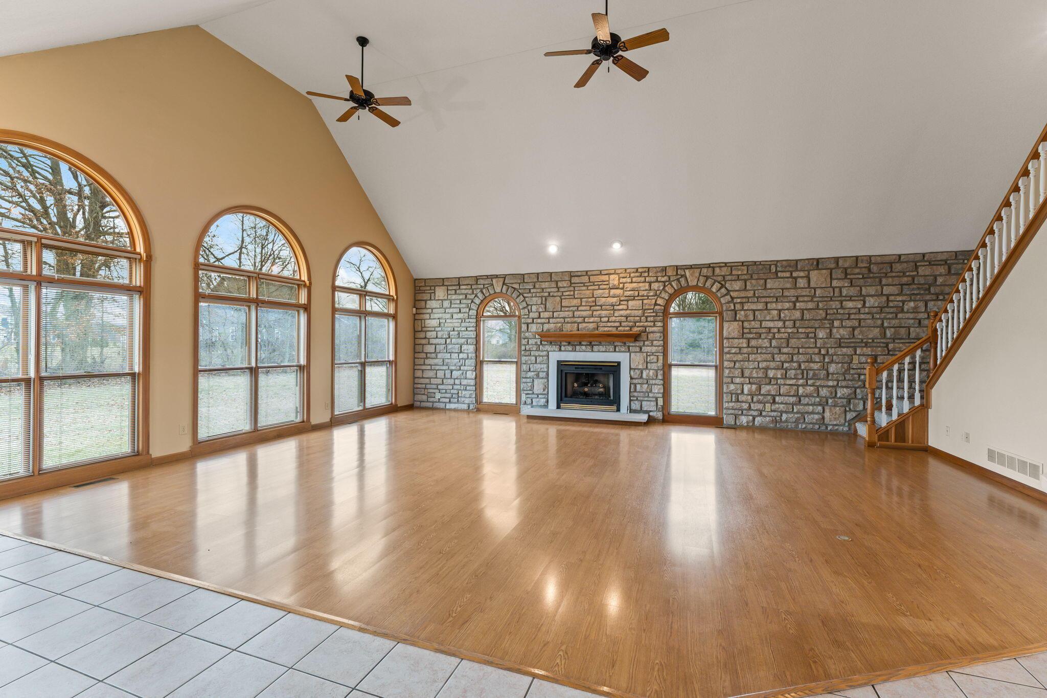 2690 Red Robin Way Property Photo 13