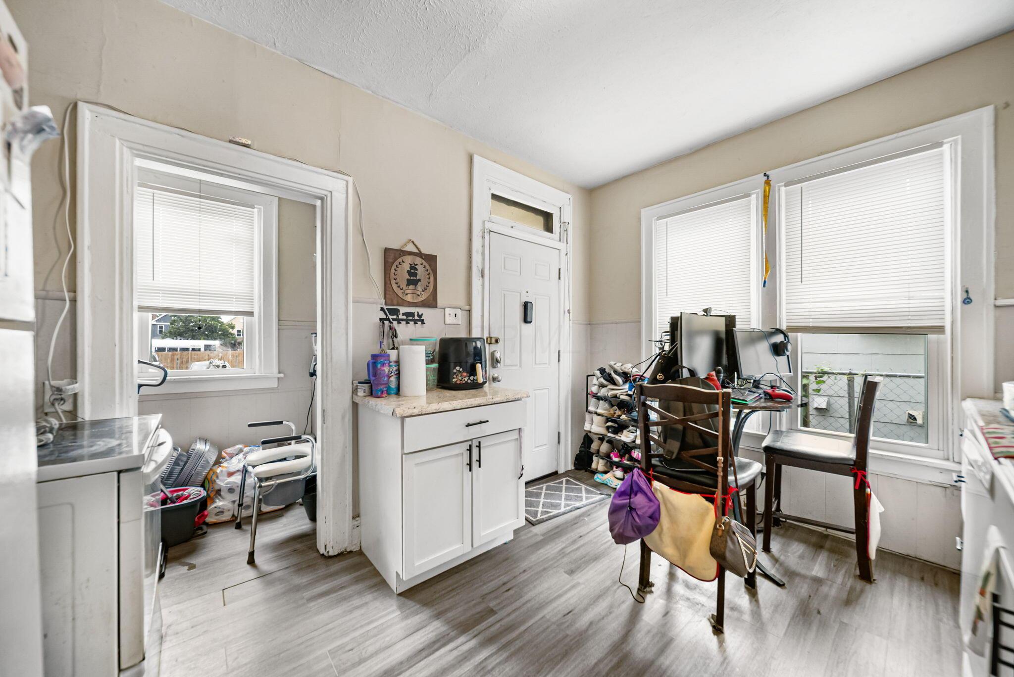 457 E Woodrow Avenue Property Photo 14