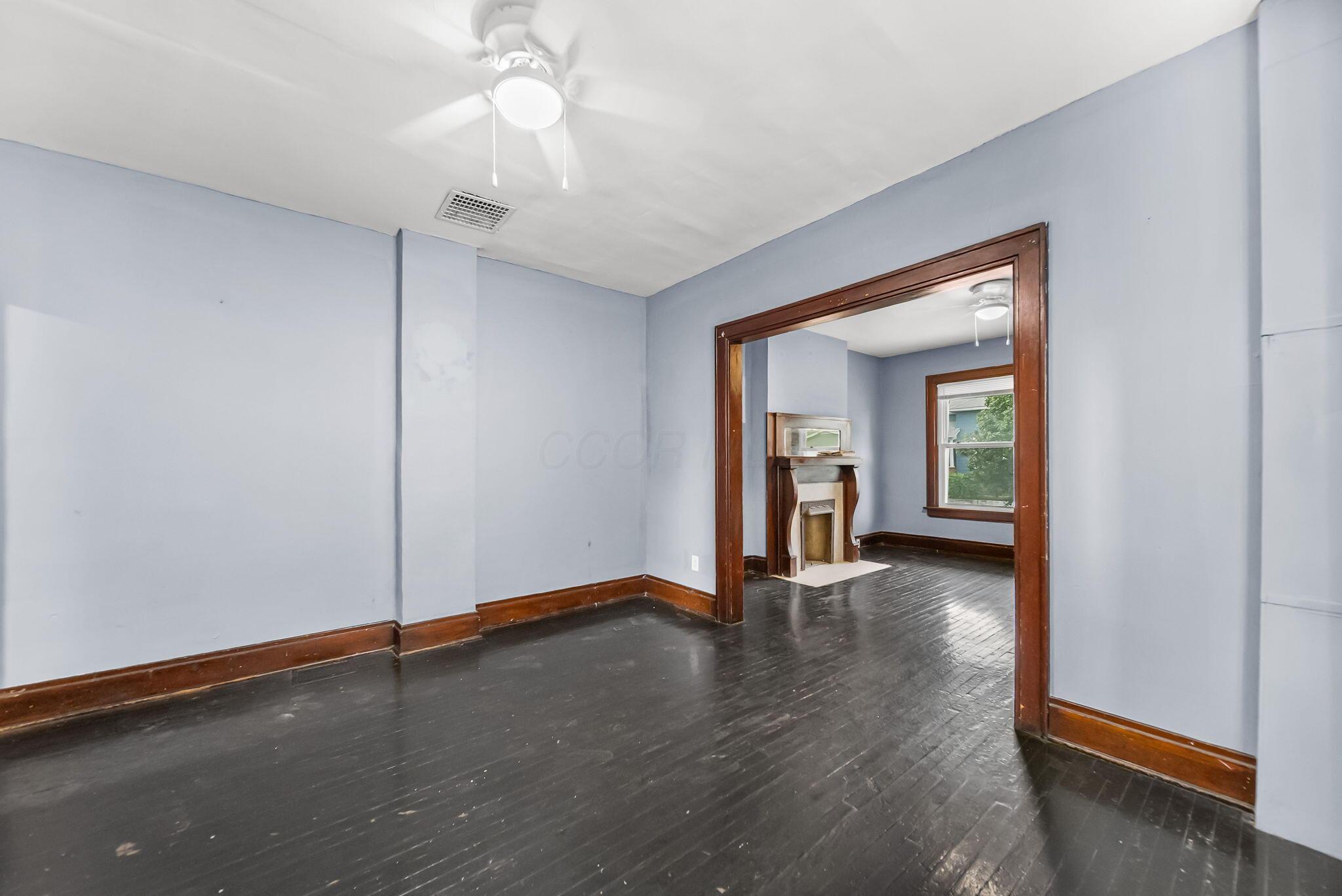 457 E Woodrow Avenue Property Photo 34