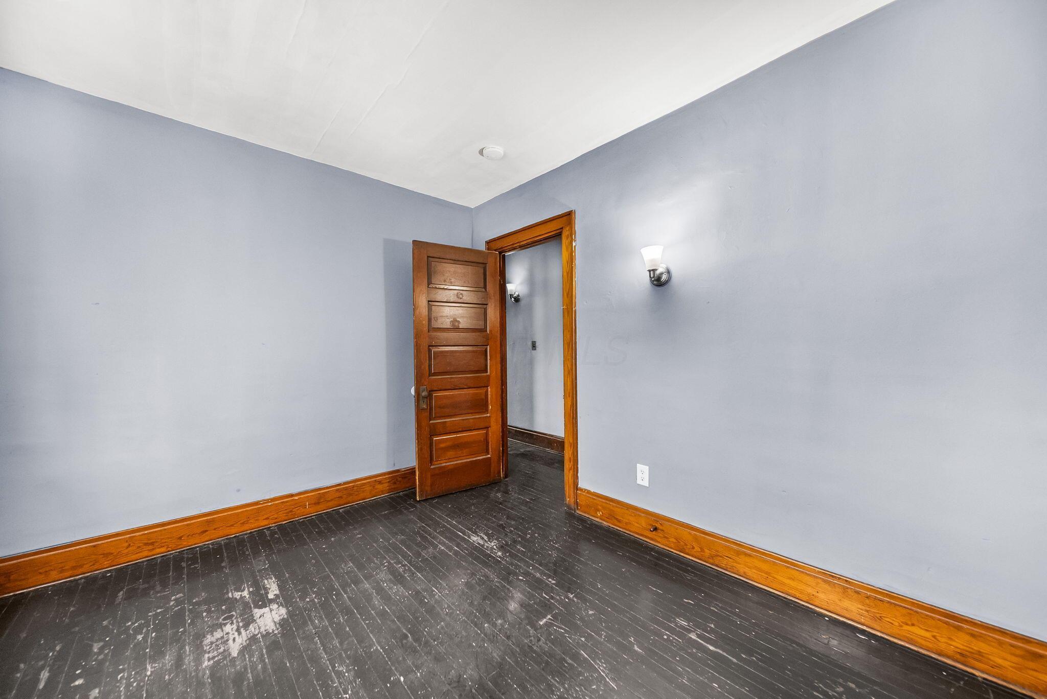 457 E Woodrow Avenue Property Photo 44