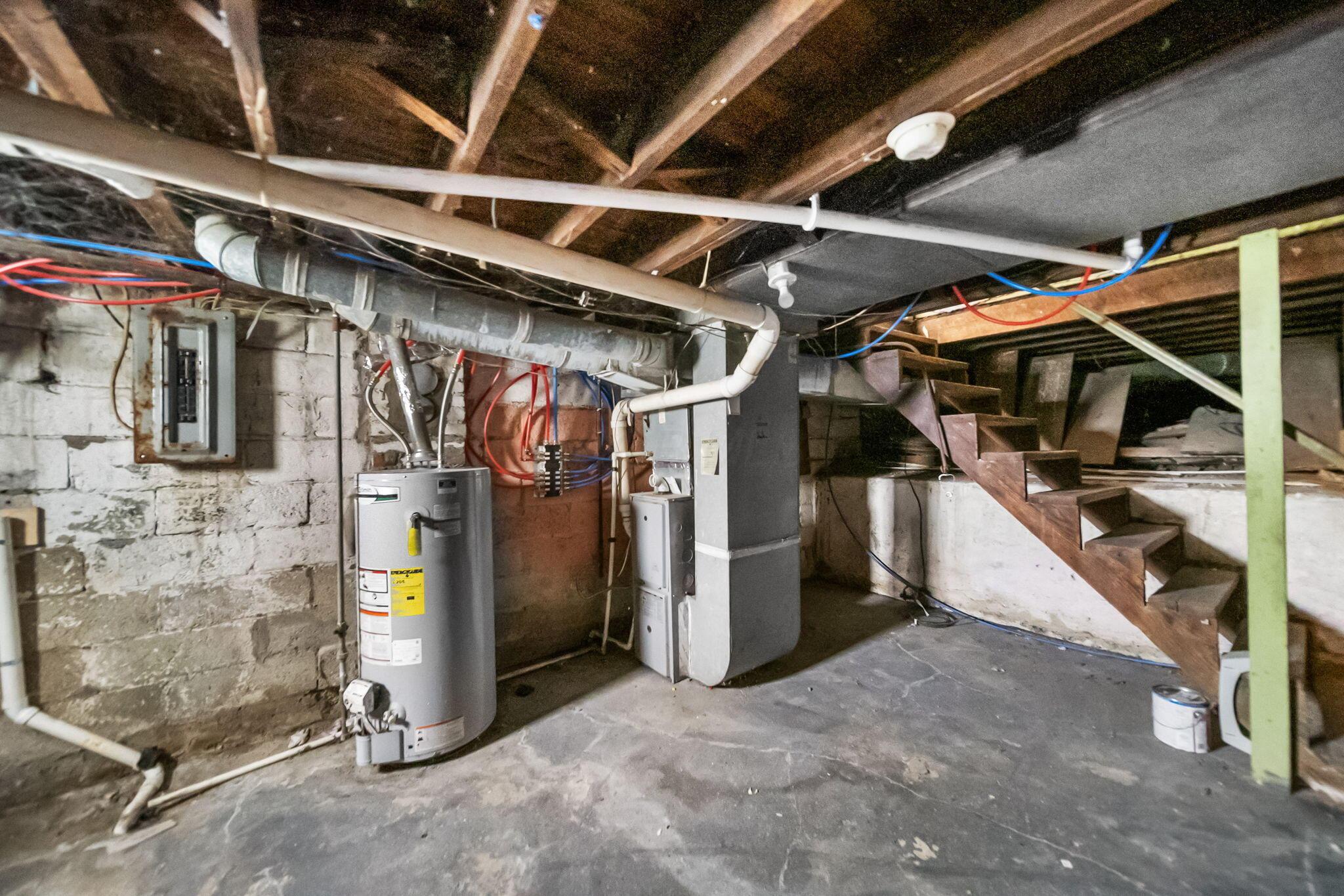 457 E Woodrow Avenue Property Photo 50