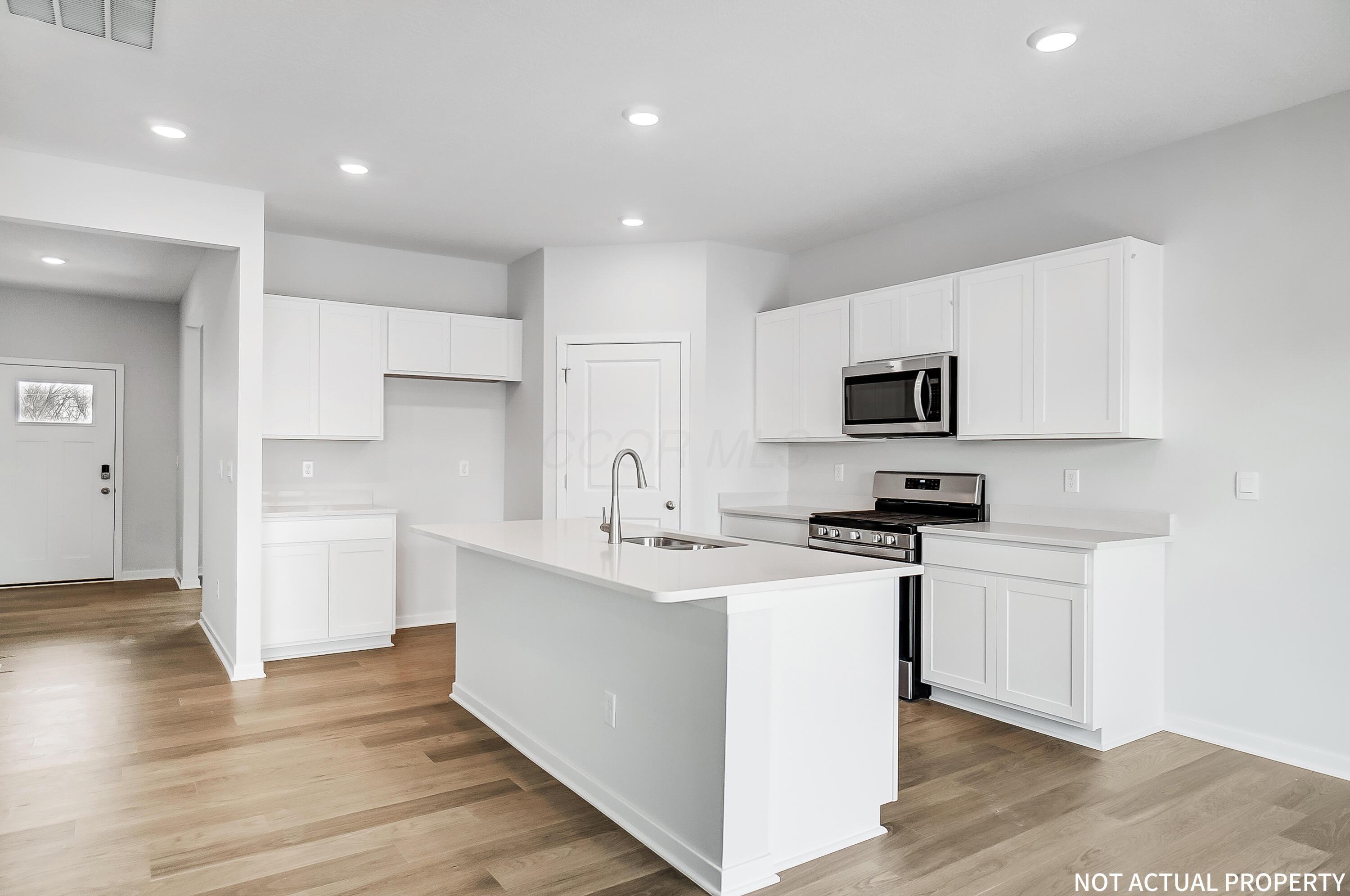 2255 Overlook Way Property Photo 1