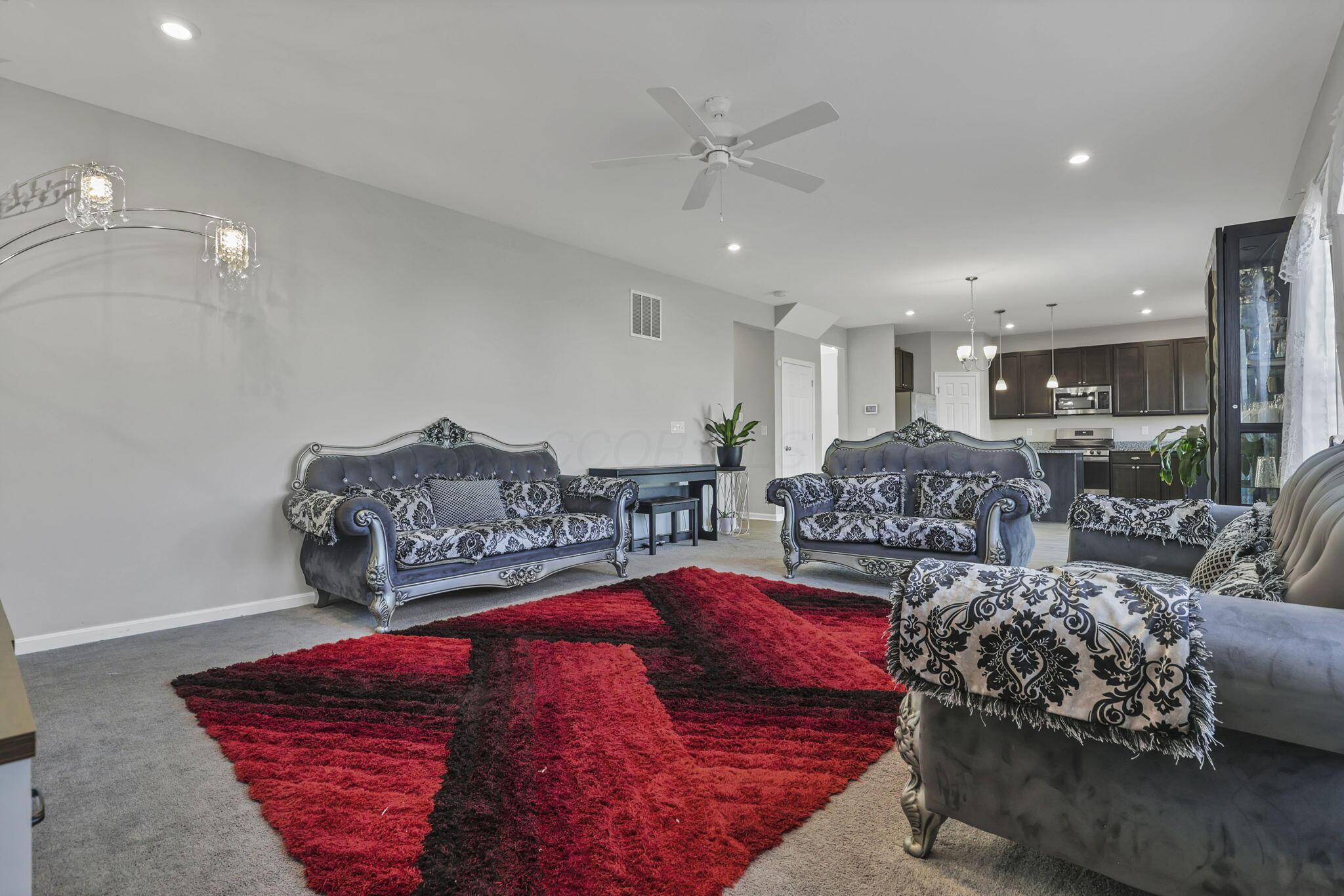 7362 Bromfield Drive Property Photo 8