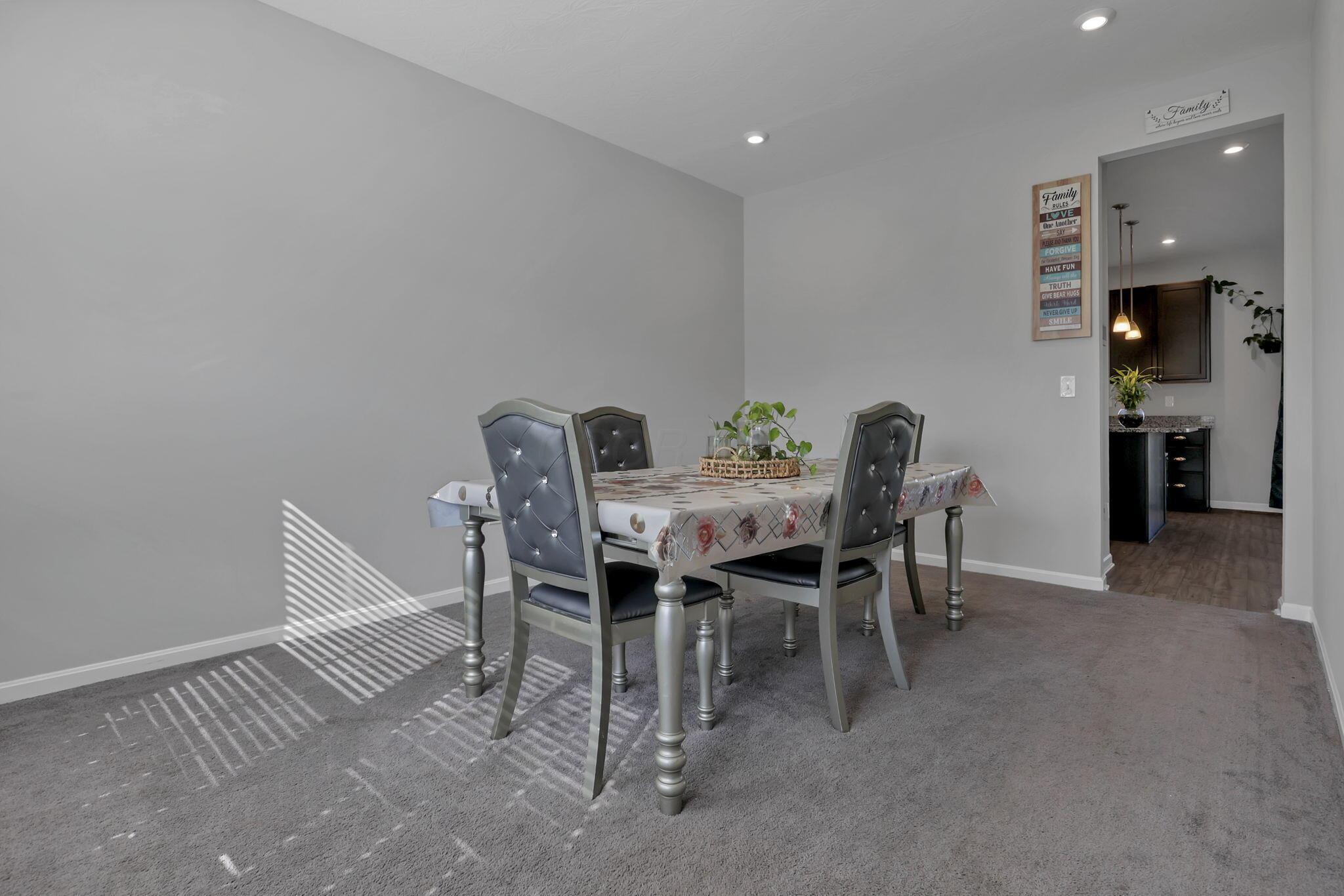 7362 Bromfield Drive Property Photo 10