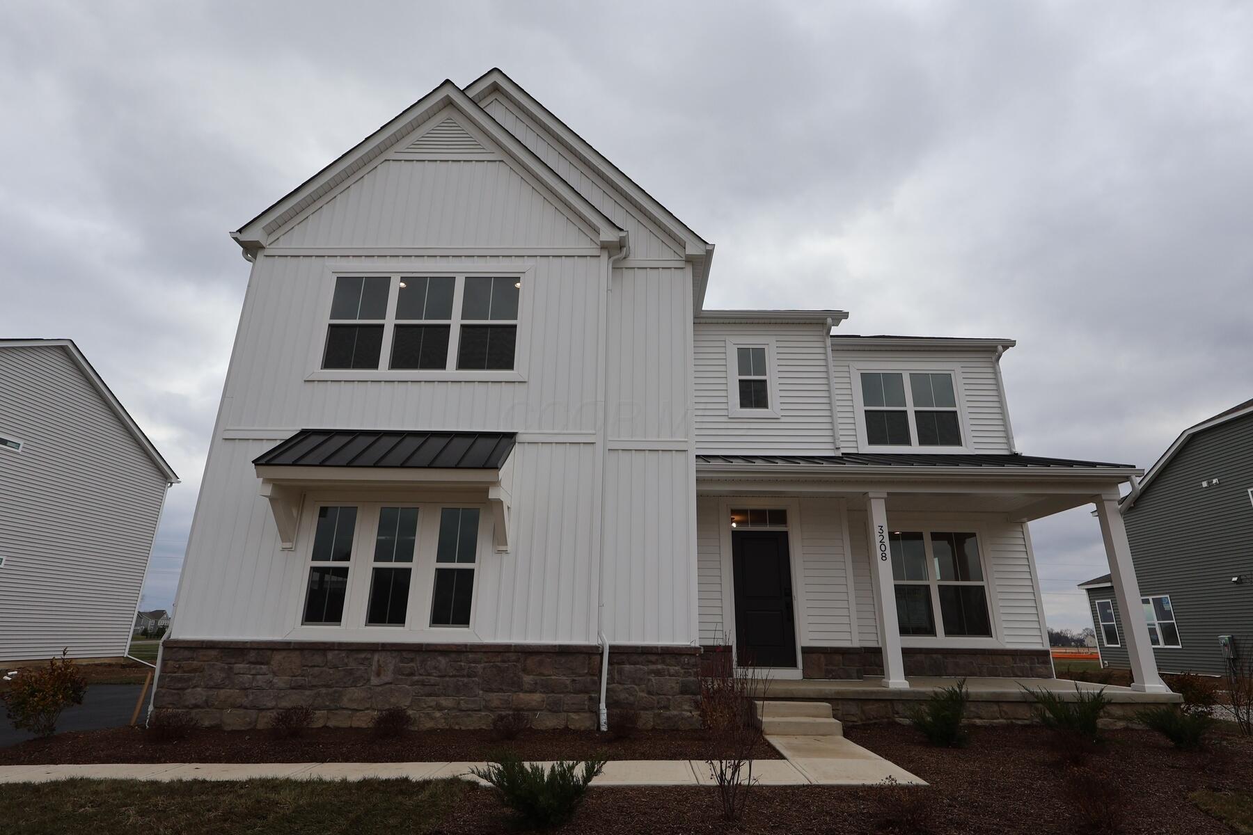 3208 Brian Way Property Photo 1